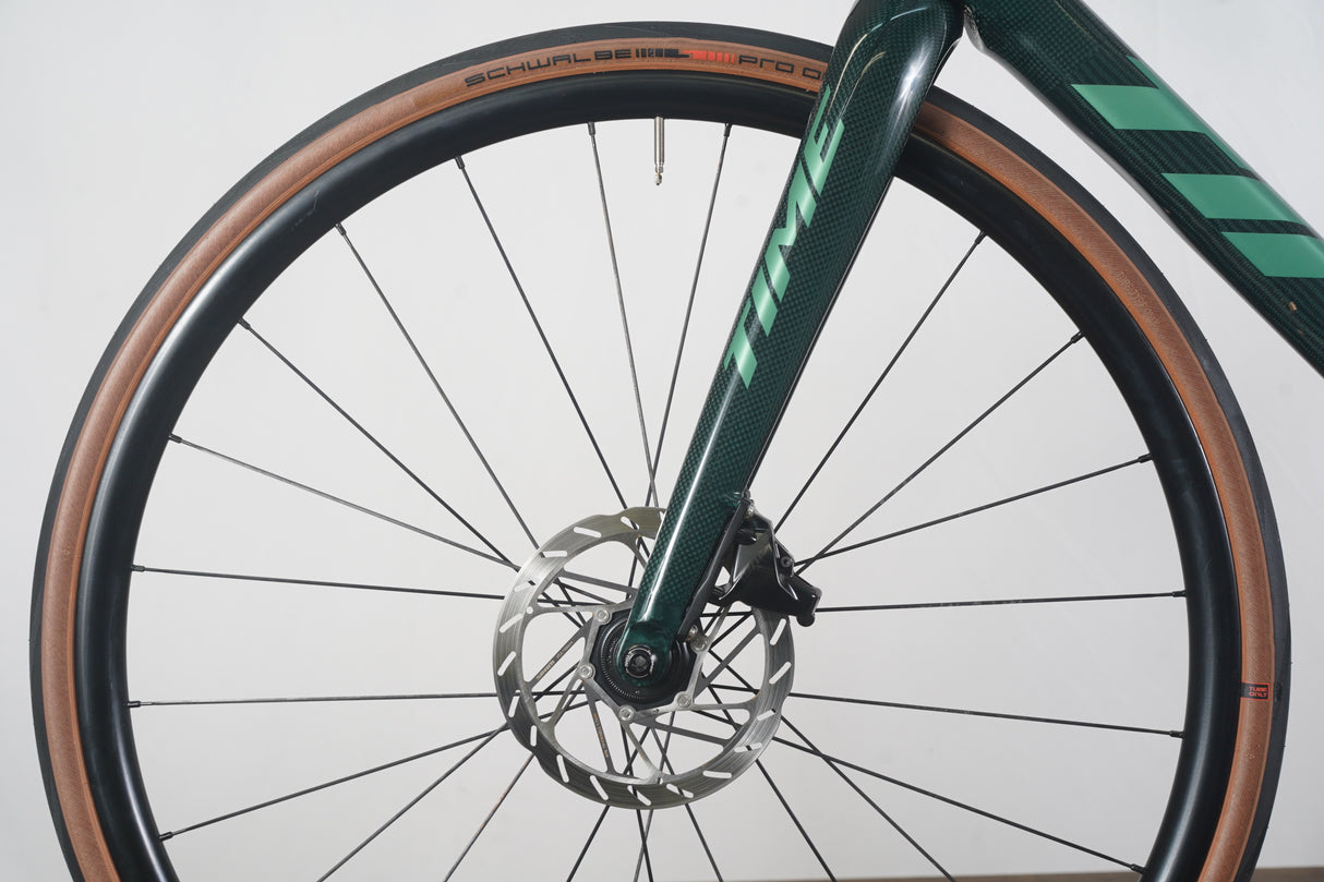 *Demo* M (Medium) Time Alpe d’Huez X SRAM Rival AXS XPLR Carbon Disc Road Bike