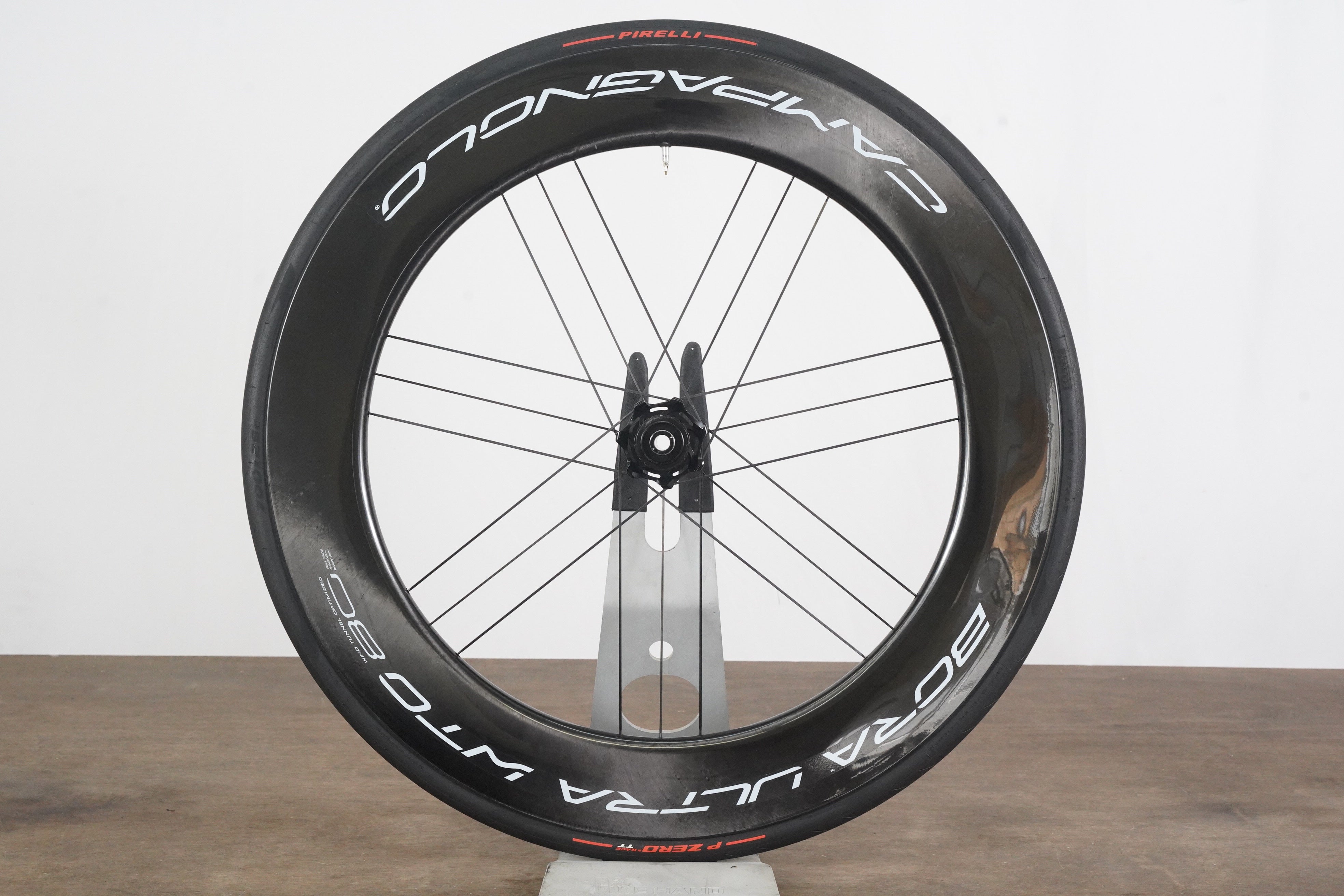 FRONT Campagnolo Bora Ultra WTO 80 Carbon Tubeless Clincher Disc