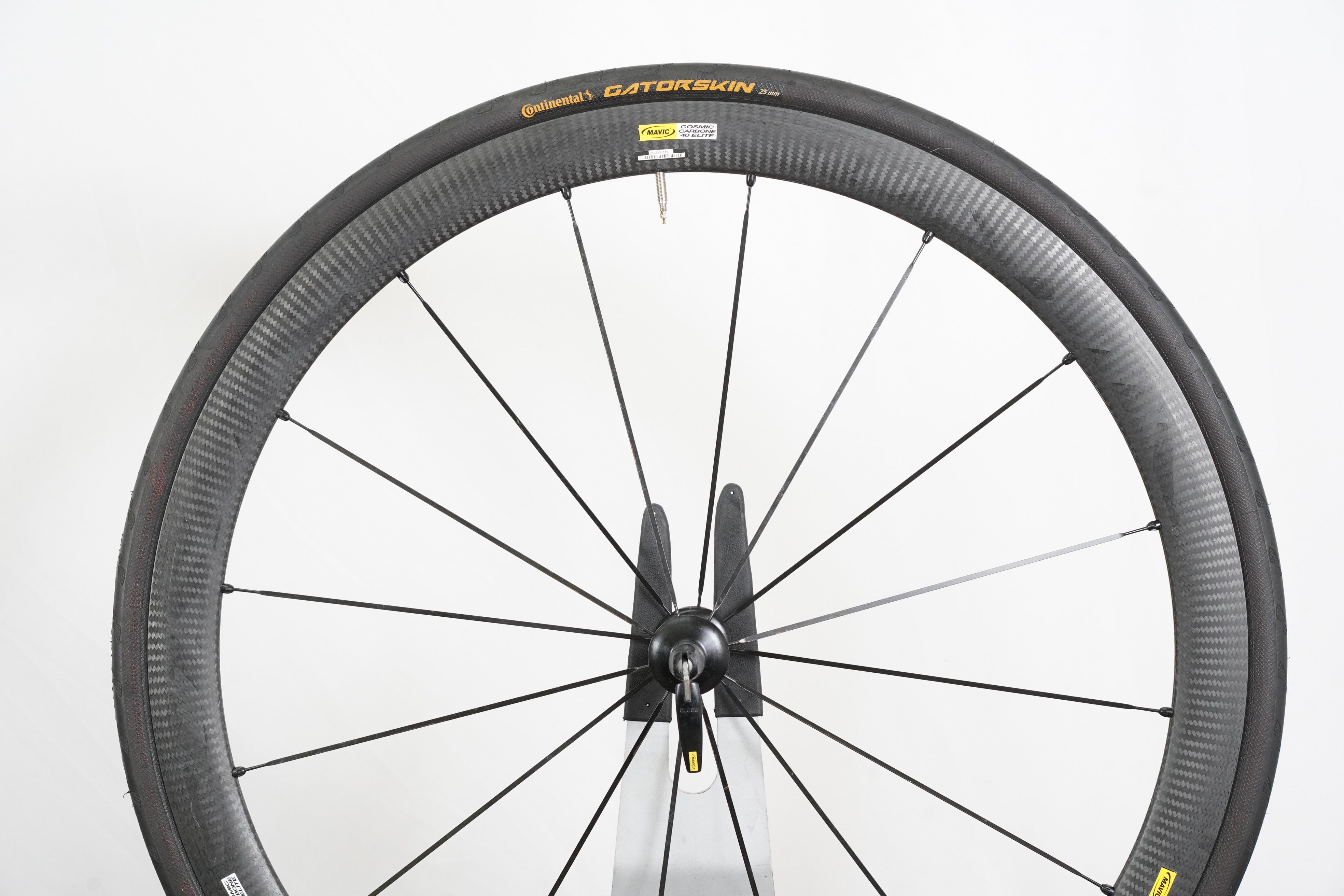 MAVIC COSMIC CARBONE 40 シマノ11s クリンチャー 美品 MAVIC COSMIC CARBONE 40 シマノ11s クリンチャー 美品