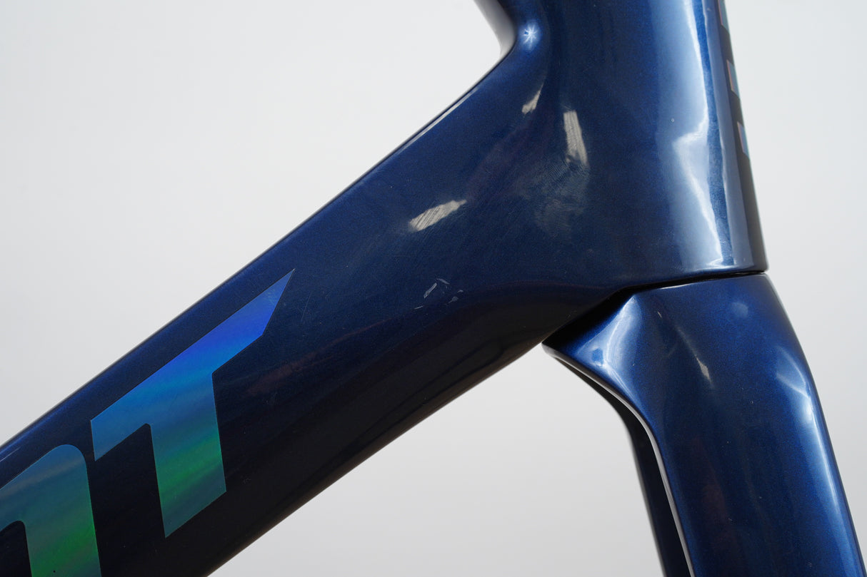 L (Large) Giant Propel Advanced Pro 1 Carbon Aero Disc Brake Road Frameset + Stem