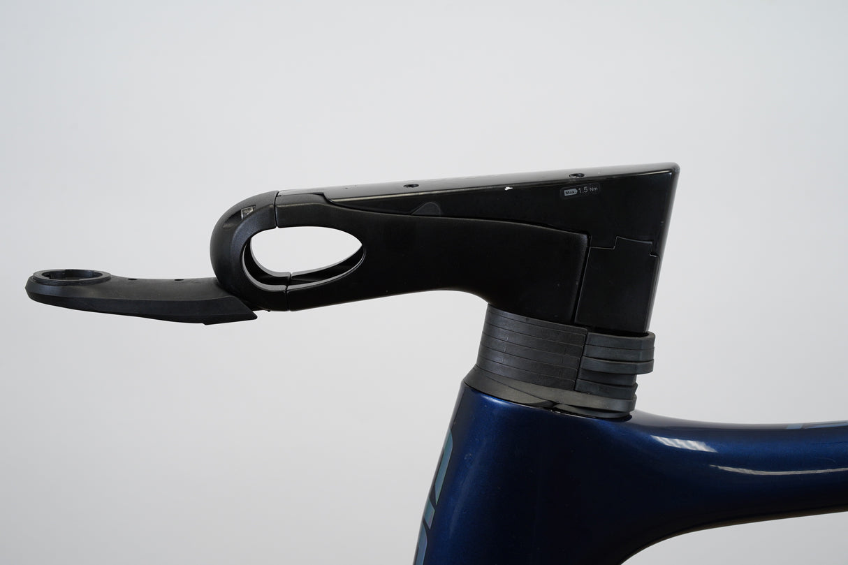 L (Large) Giant Propel Advanced Pro 1 Carbon Aero Disc Brake Road Frameset + Stem