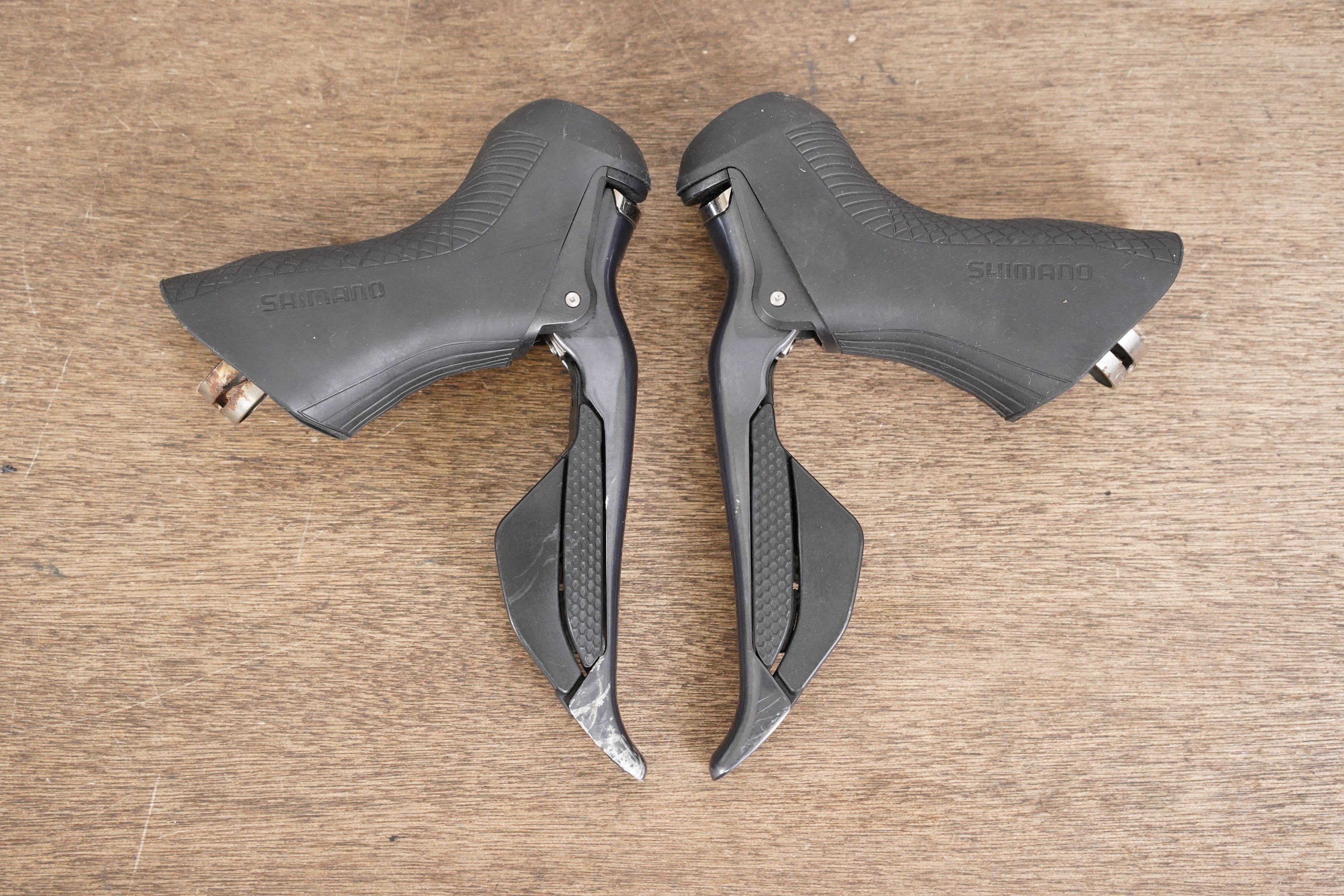 Shimano Ultegra R8070 Di2 11 Speed Electronic Hydraulic Disc Brake