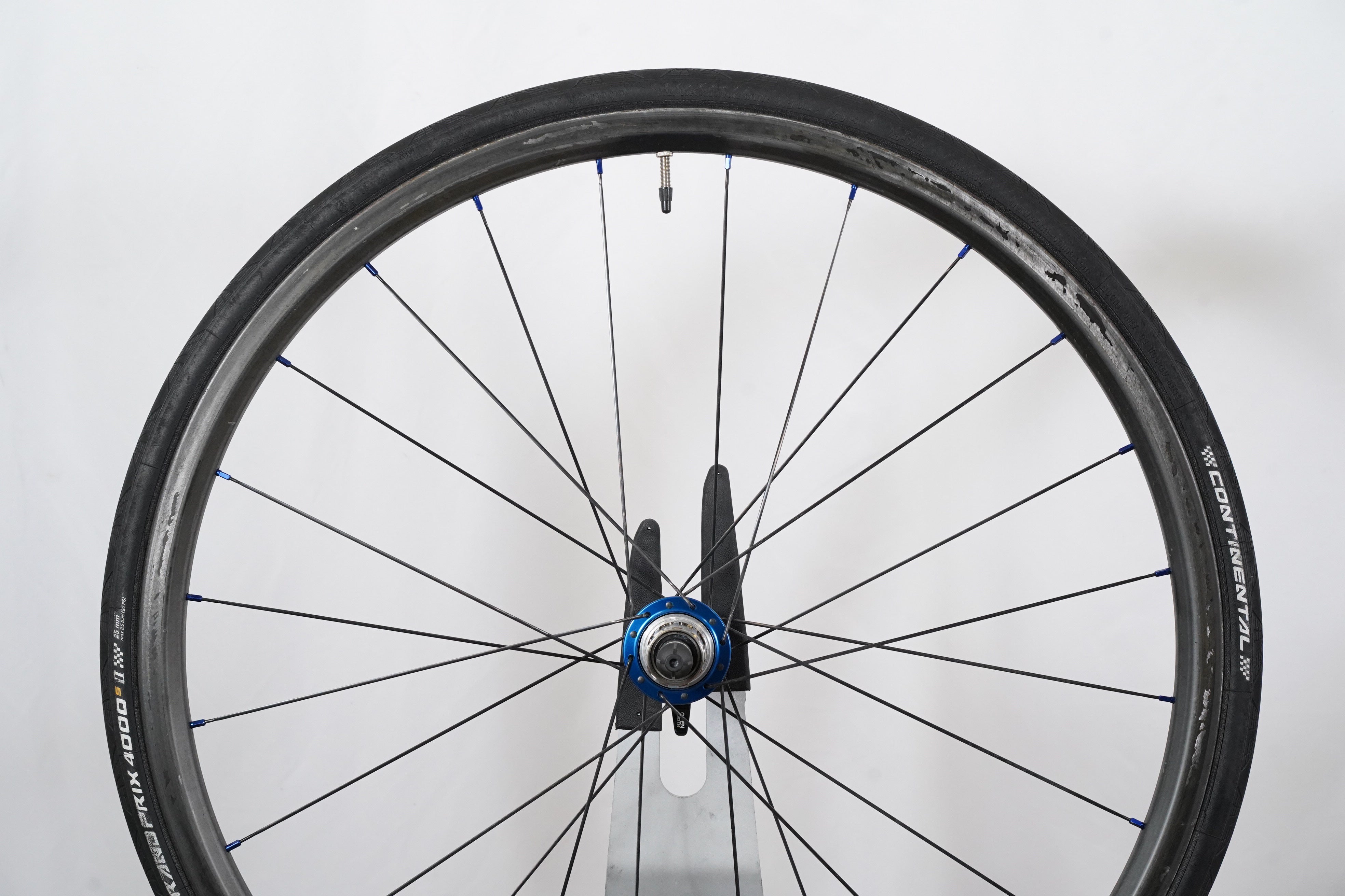 White Industries T11 Carbon Clincher Rim Brake Wheelset