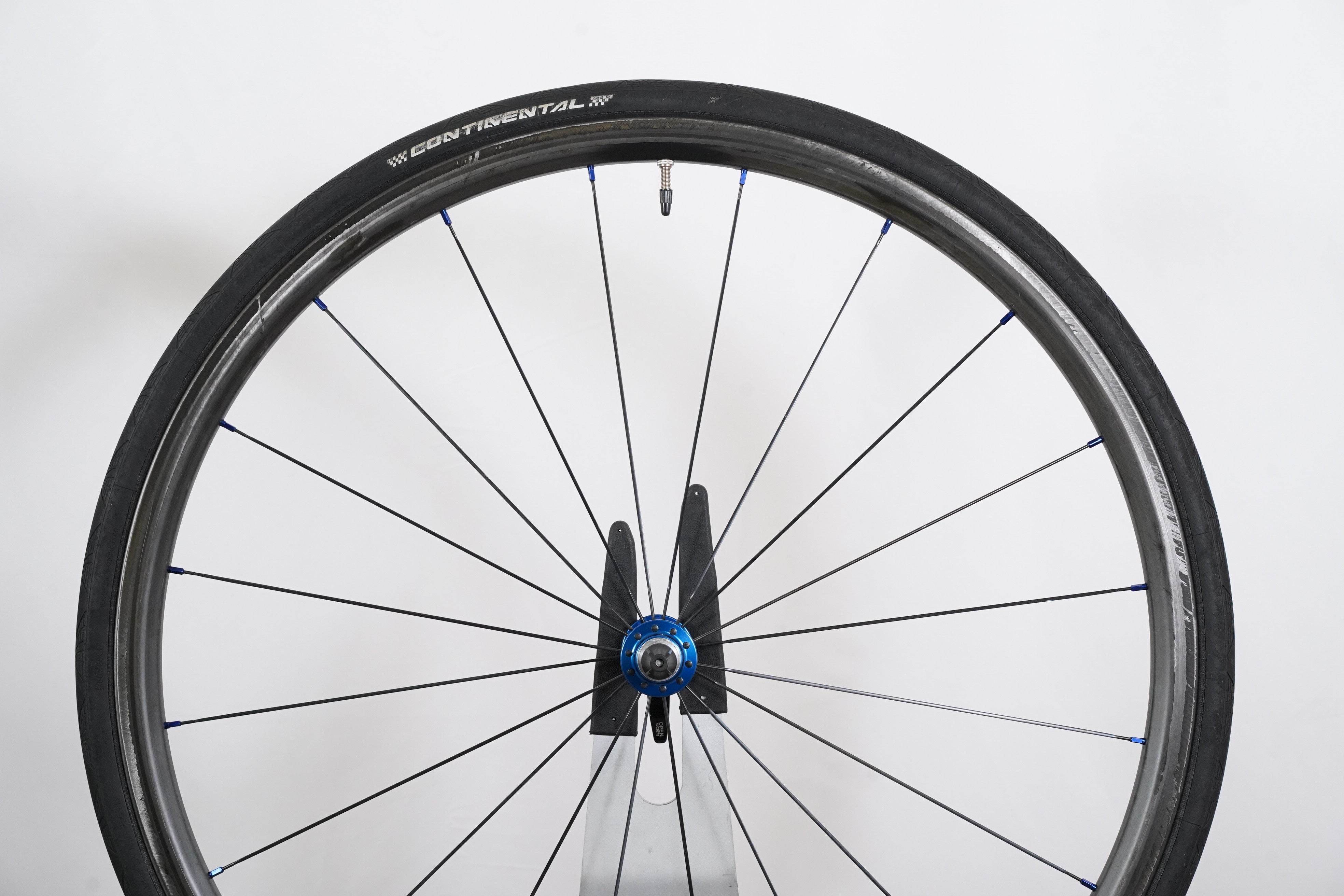 White Industries T11 Carbon Clincher Rim Brake Wheelset