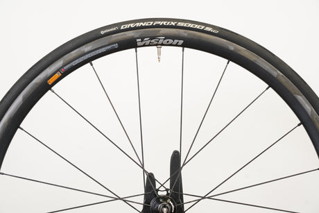 Vision KOM Carbon Tubeless Clincher Rim Brake Wheelset Shimano/SRAM 11 Speed