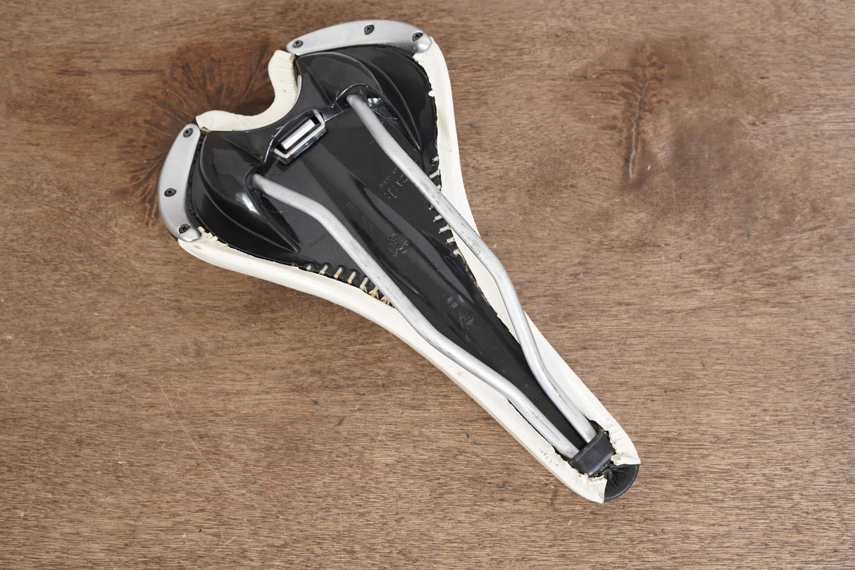150mm Fizik Vesta Manganese Road Saddle 295g
