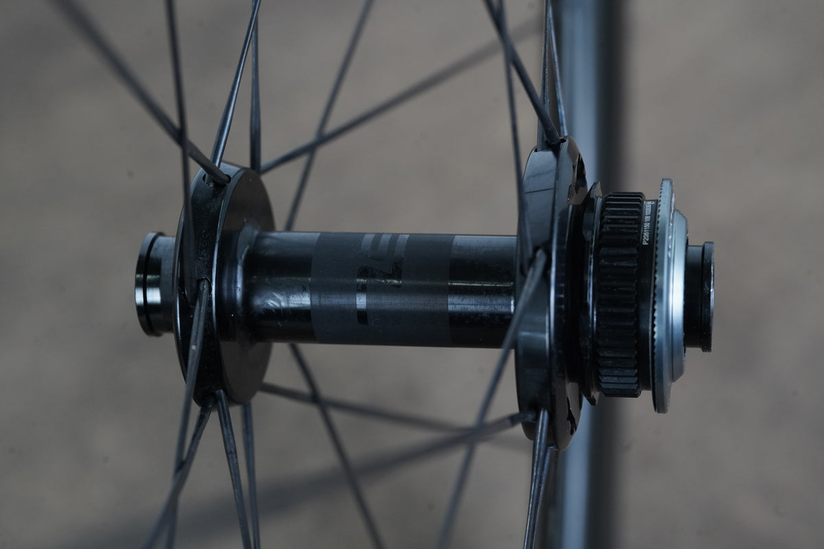 Bontrager Aeolus RSL 37 Carbon Tubeless Clincher Disc Brake Wheelset 11 Speed