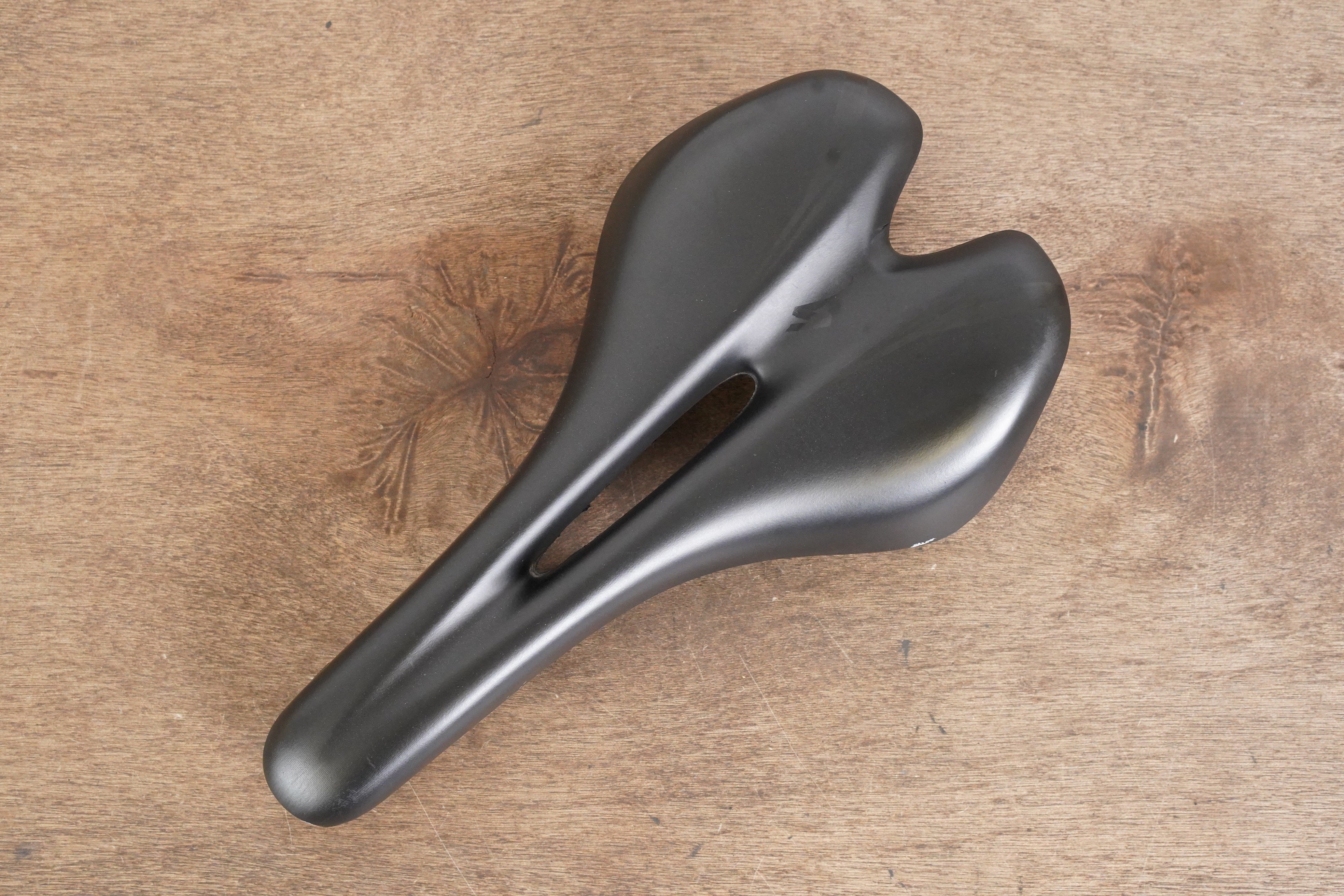 Specialized toupe sport road saddle discount