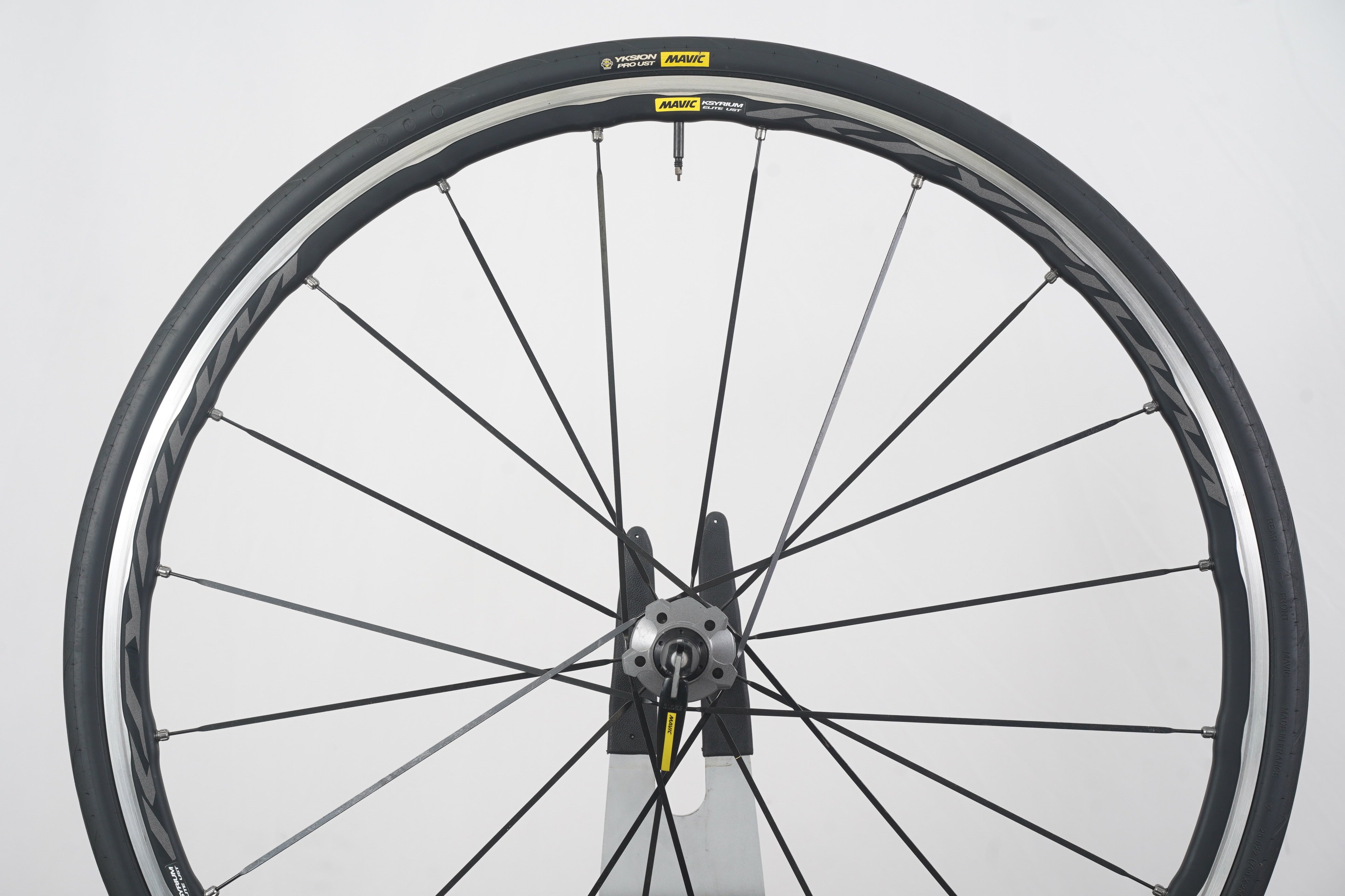 Mavic Ksyrium Elite Alloy Tubeless Rim Brake Wheelset Shimano/SRAM