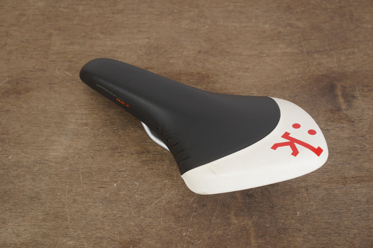 145mm Fizik Arione Tri 2 Manganese Rail Road Saddle 269g