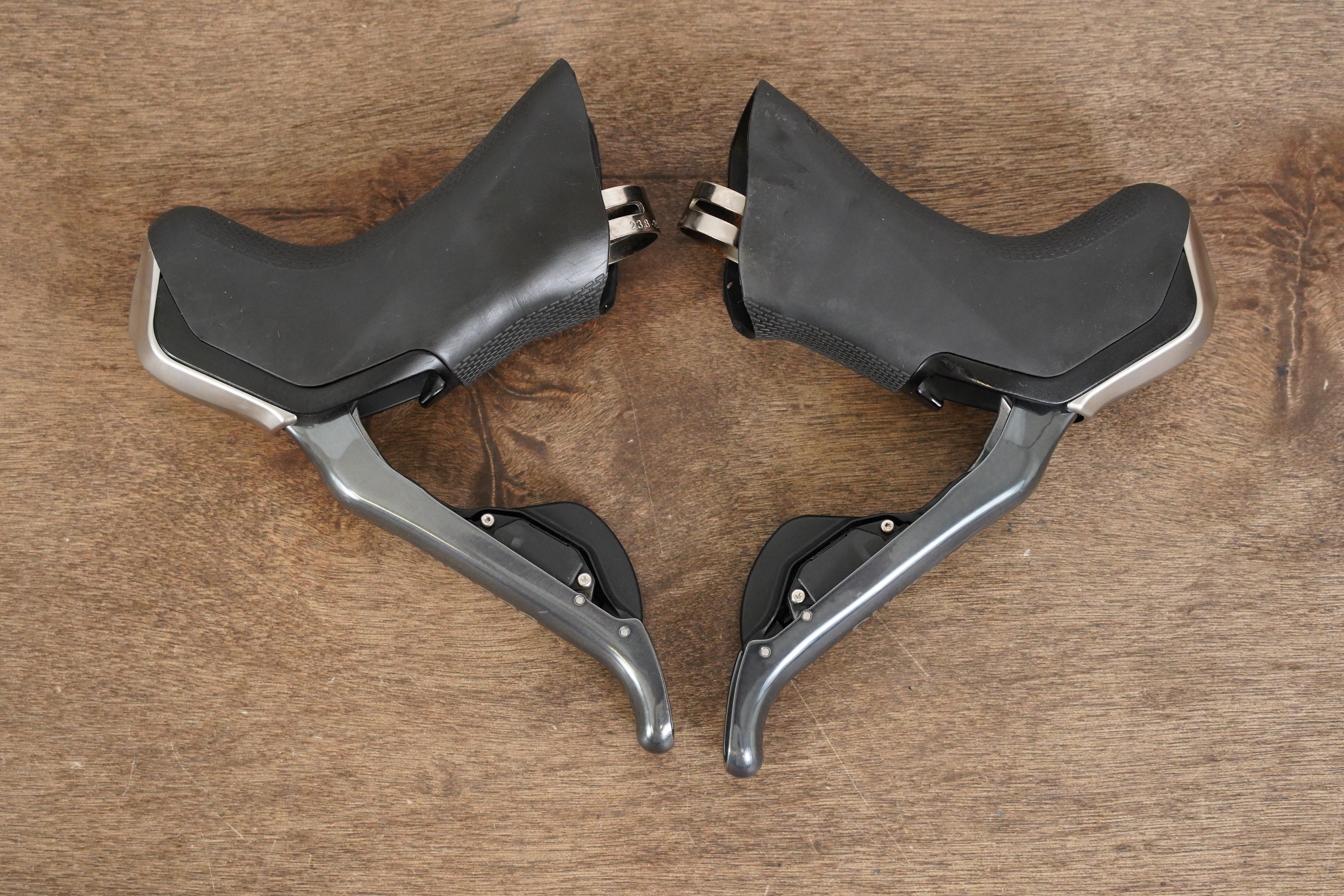 Shimano Ultegra 6870 Di2 11 Speed Electronic Hydraulic Disc