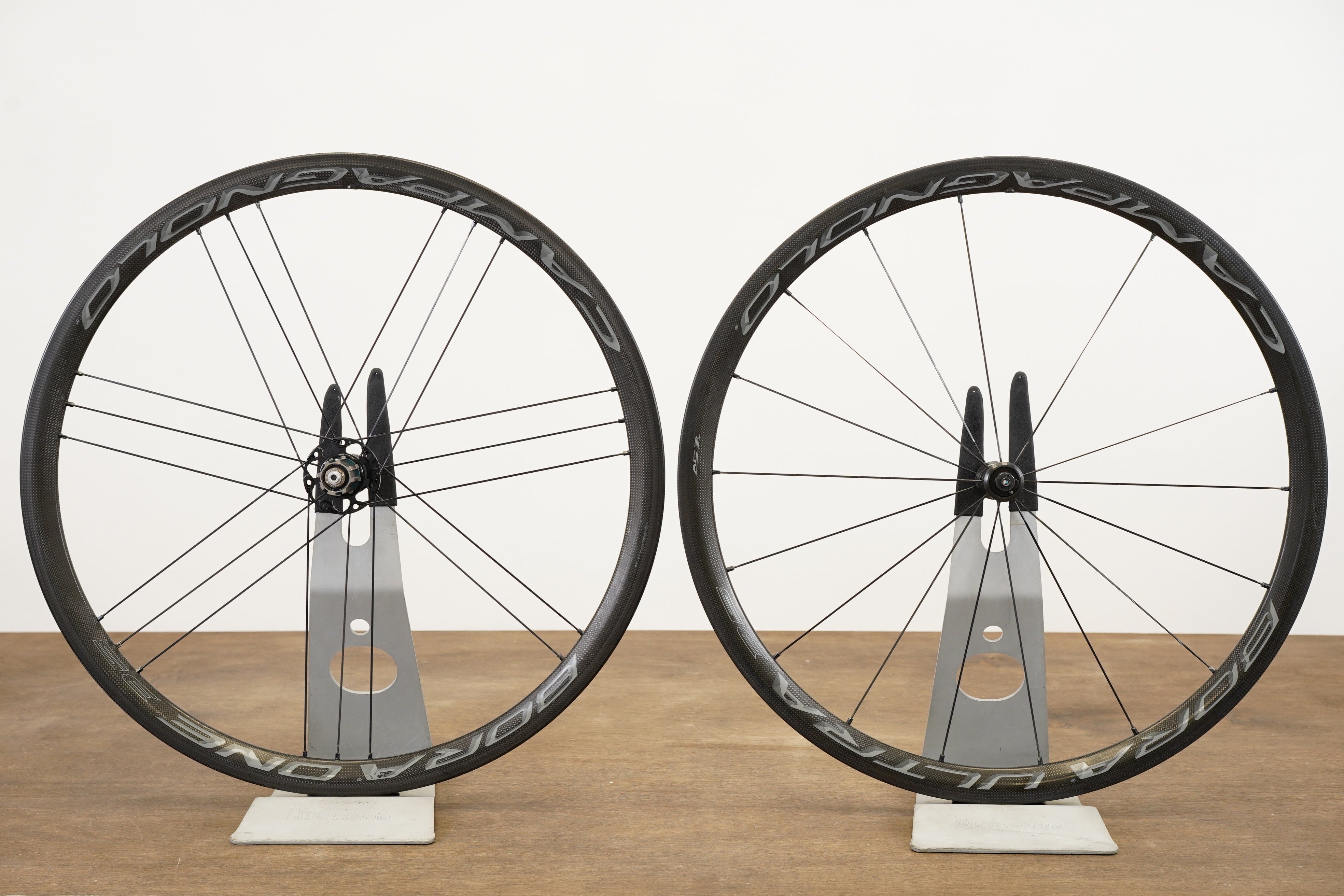 CAMPAGNOLO BORA ULTRA35 11sクリンチャーリムブレーキ Campagnolo Bora Ultra 35 Carbon Clincher Rim Brake Wheelset 11