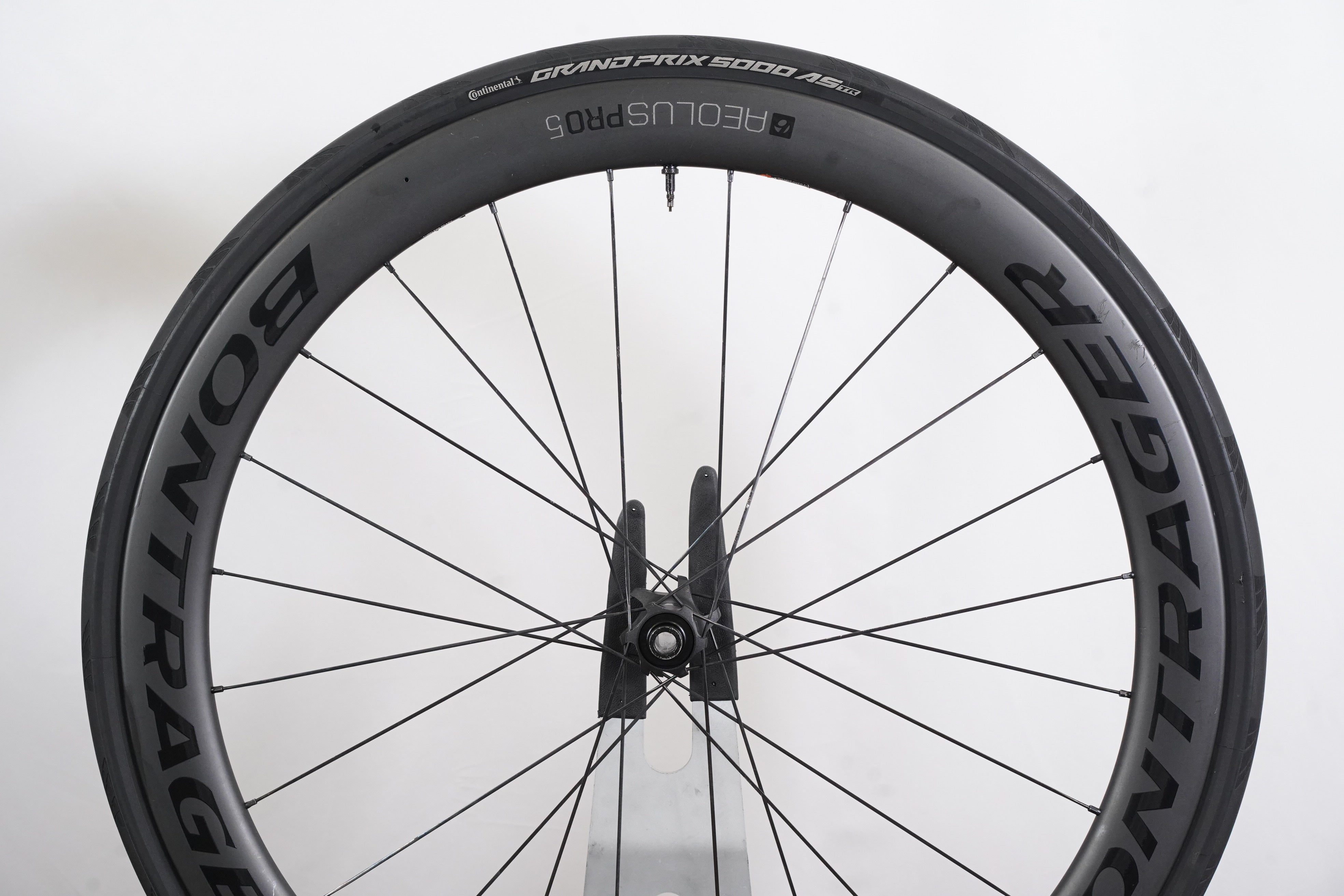 Bontrager Aeolus Pro 5 Carbon Tubeless Clincher Disc Brake Wheelset XD Elevate Cycling