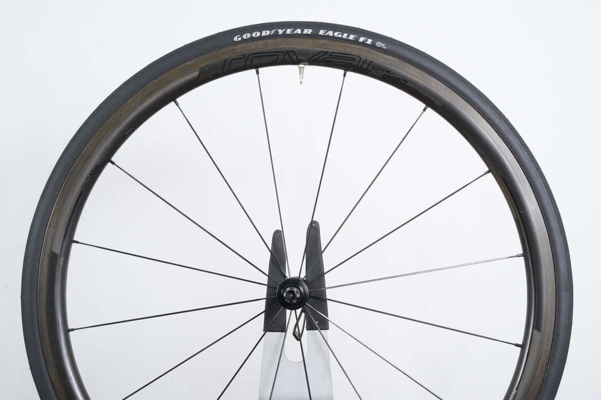 Roval CLX 32 Carbon Tubeless Clincher Rim Brake Wheelset Shimano/SRAM 11 Speed