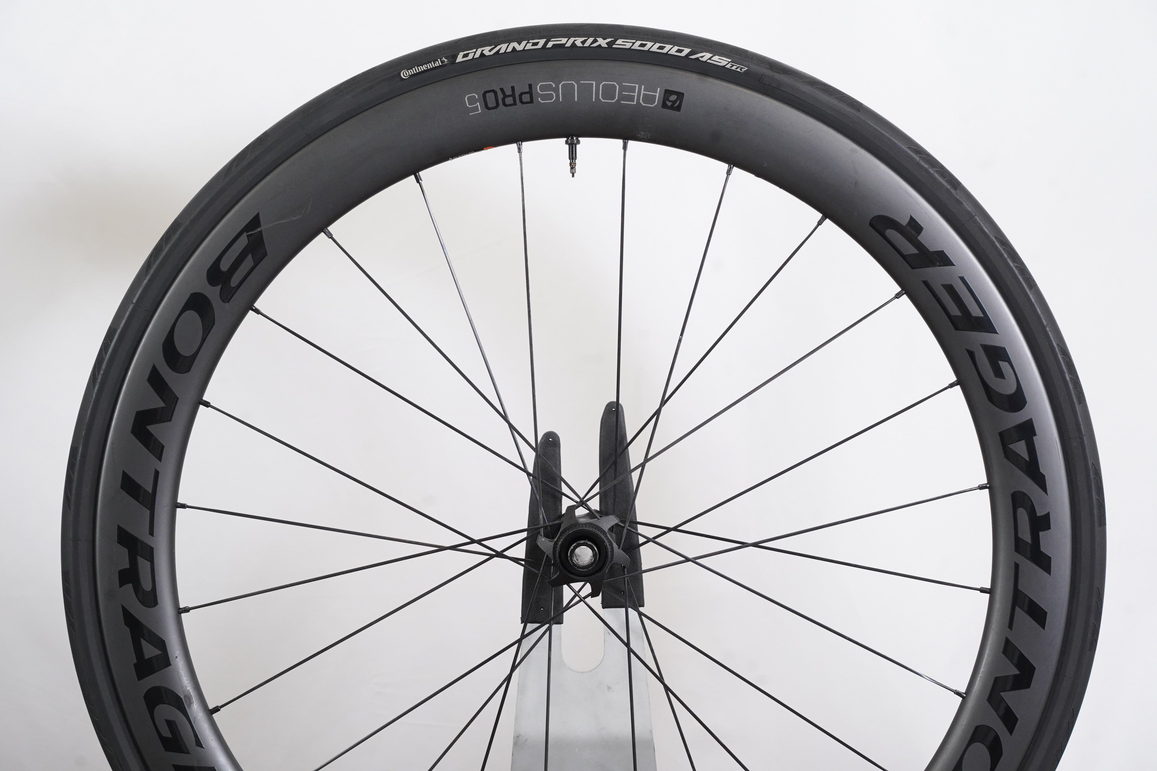 Bontrager Aeolus Pro 5 Carbon Tubeless Clincher Disc Brake Wheelset XD Elevate Cycling