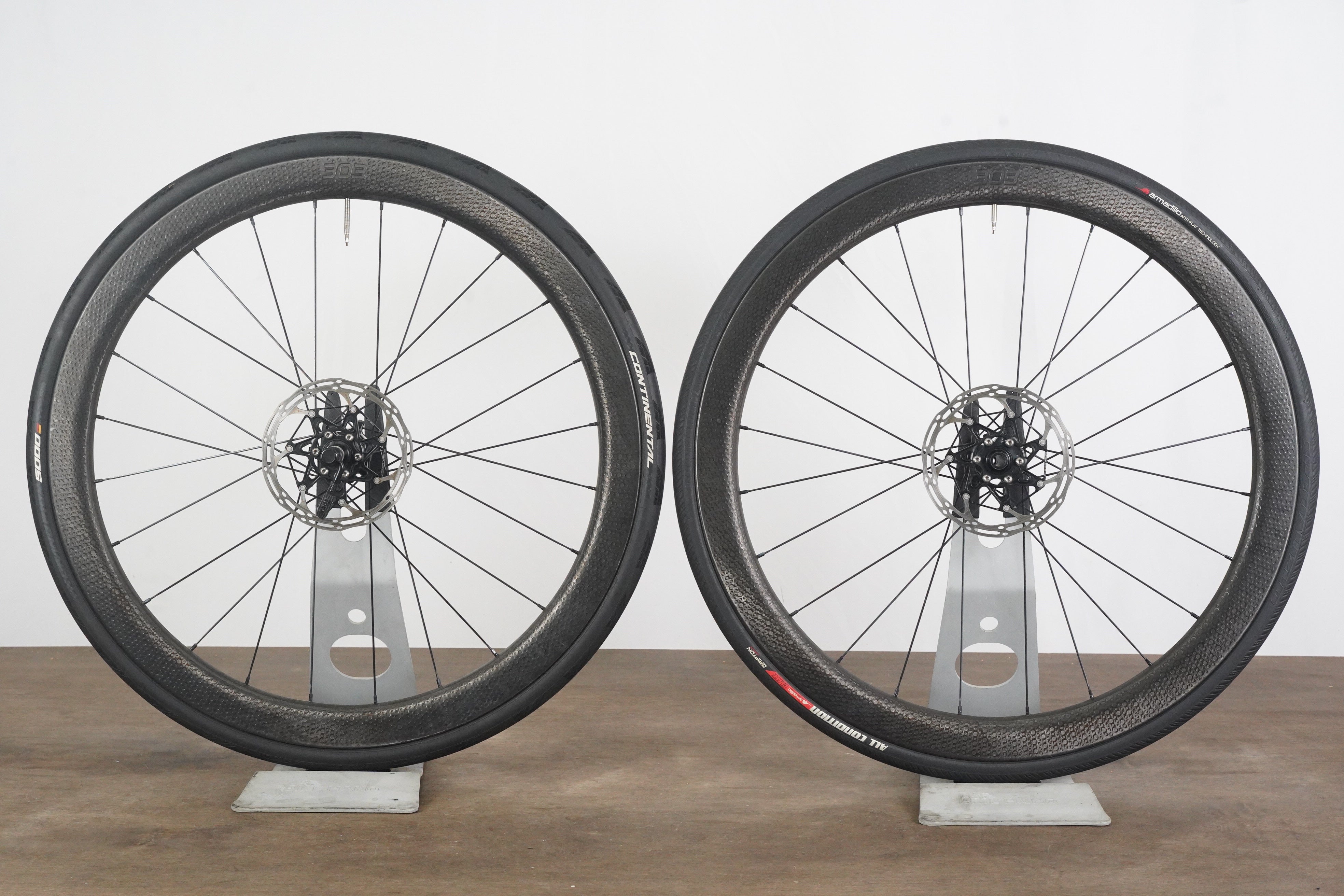 Zipp 303 Firecrest 77/177D Carbon Tubeless Disc Wheelset Shimano