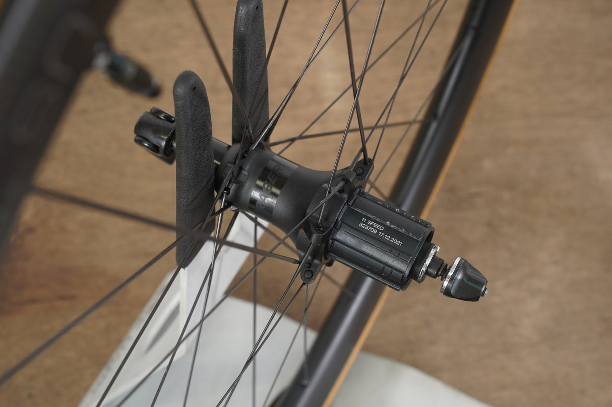 Bontrager Aeolus Pro 5 TLR Carbon Tubeless Clincher Rim Brake Wheelset 11 Speed