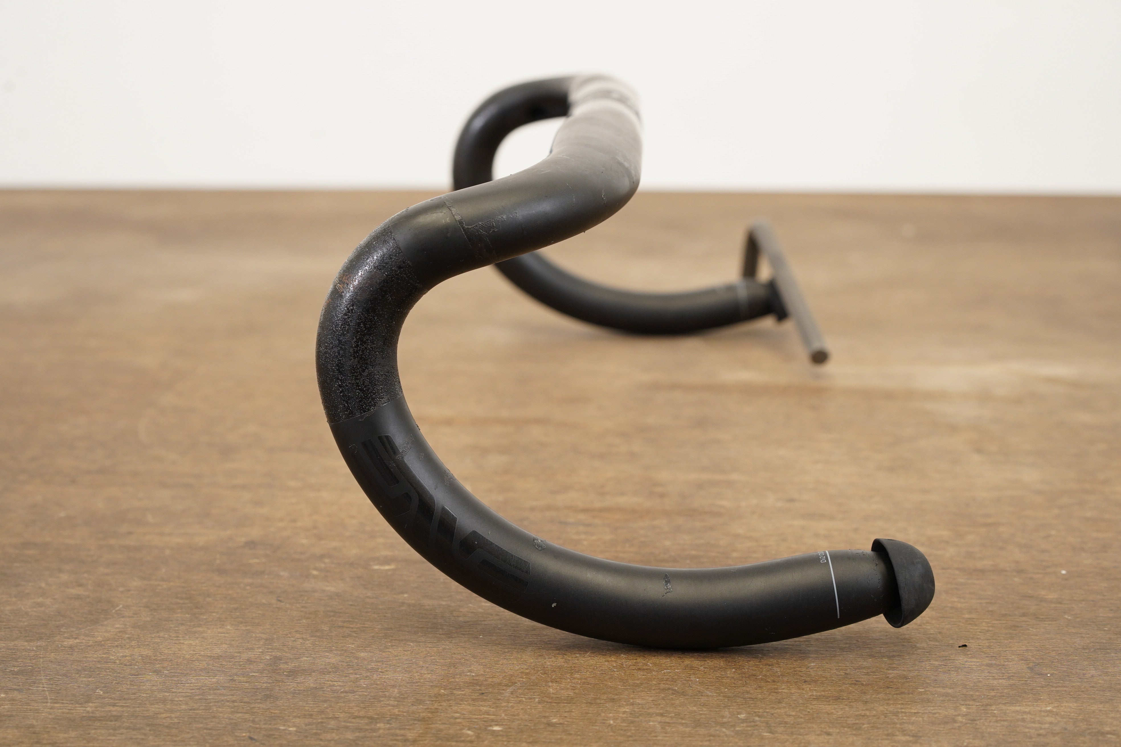 42cm ENVE Carbon Compact Road Handlebar 31.8mm – Elevate Cycling