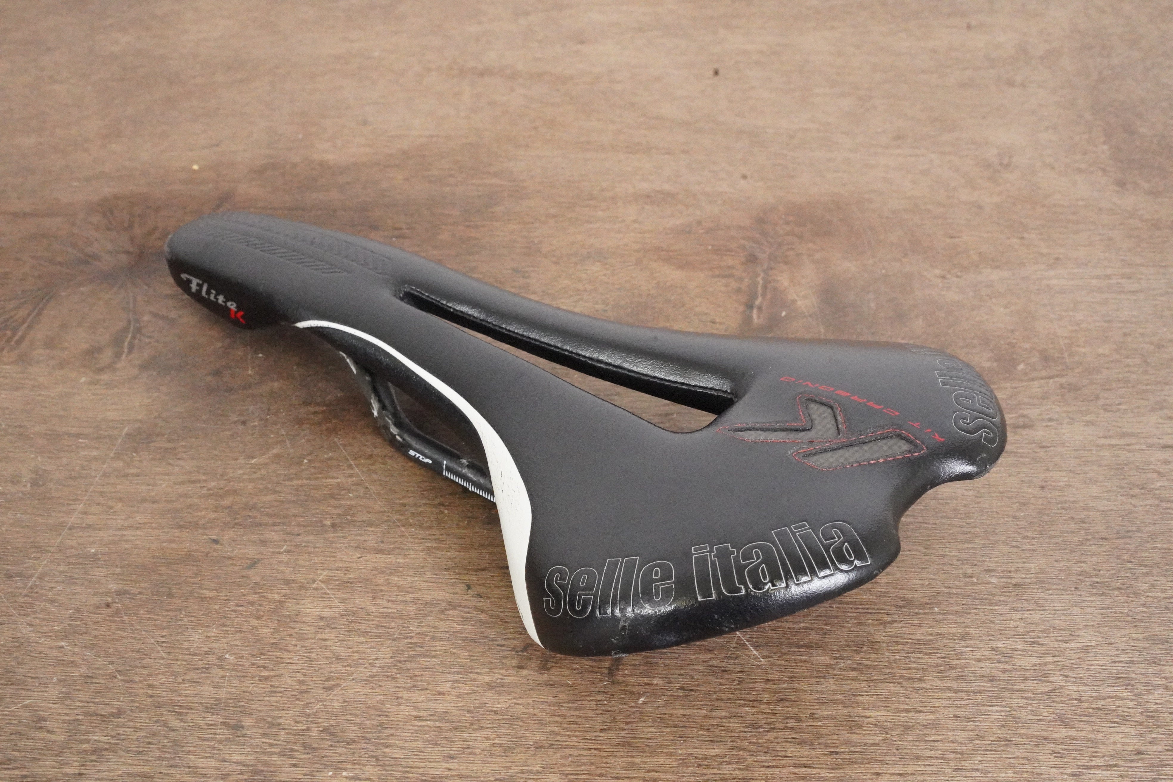 143mm Selle Italia Flite K Carbon Rail Road Saddle 176g