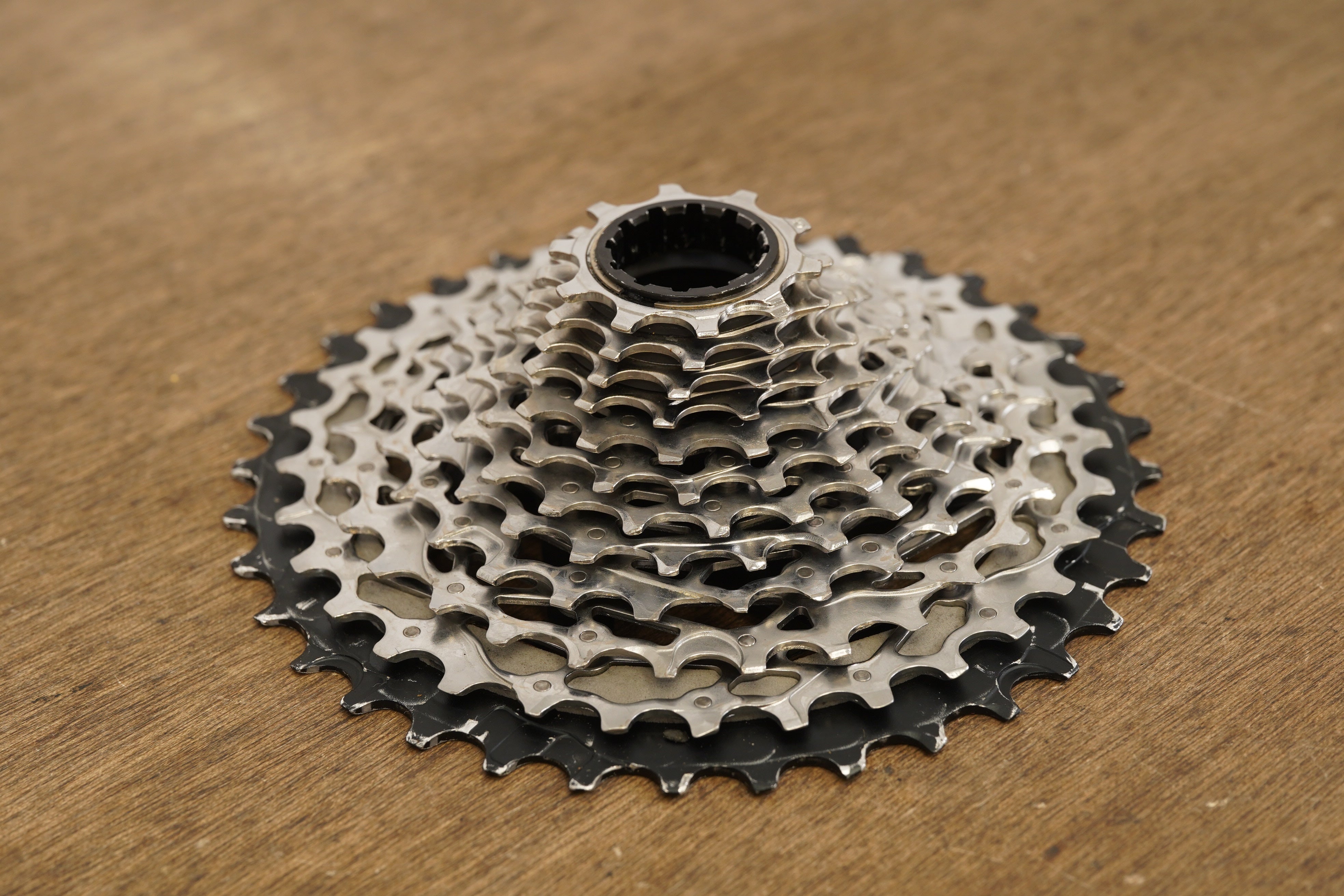 SRAM Force スプロケット 10-36T 12S SRAM Force AXS XG-1270 Cassette - 12-Speed, 10-36t, Silver, For