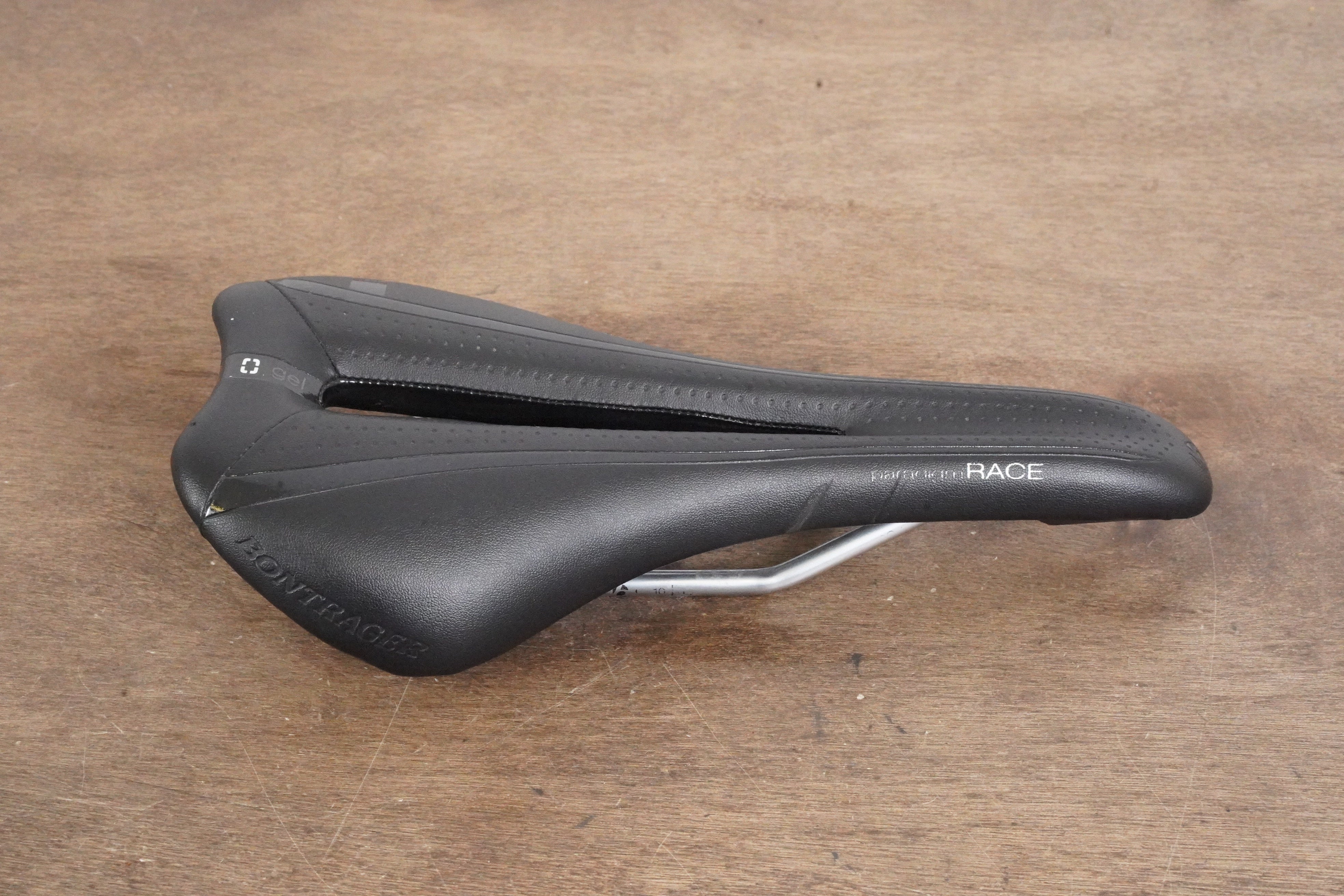 138mm Bontrager Paradigm Race Gel Cr Mo Rail Road Saddle 264g Elevate Cycling