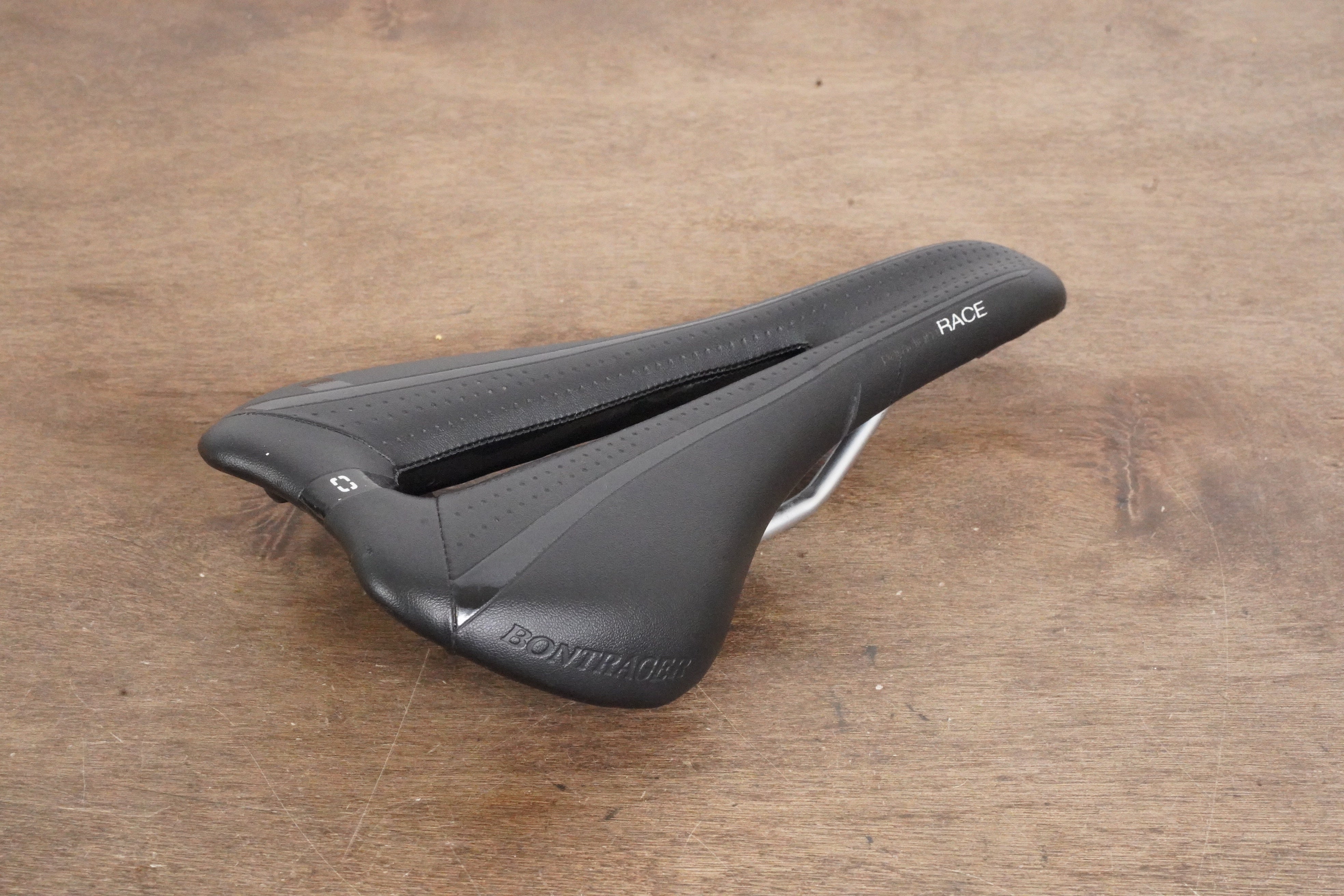 138mm Bontrager Paradigm Race Gel Cr Mo Rail Road Saddle 264g