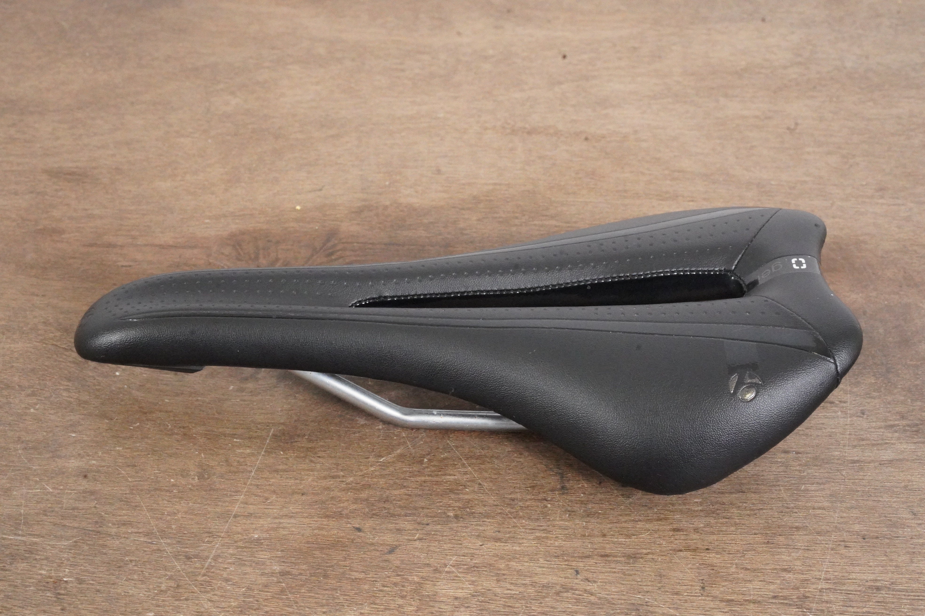 138mm Bontrager Paradigm Race Gel Cr-Mo Rail Road Saddle 264g – Elevate  Cycling