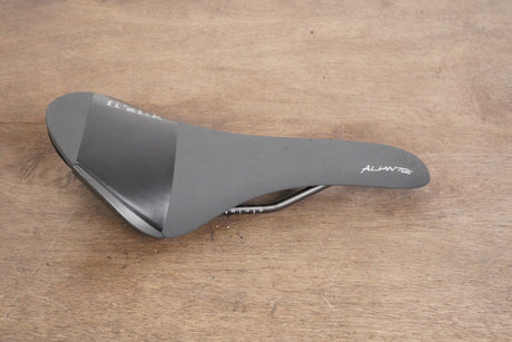 135mm Regular Fizik Aliante R3 Kium Rail Road Saddle 224g