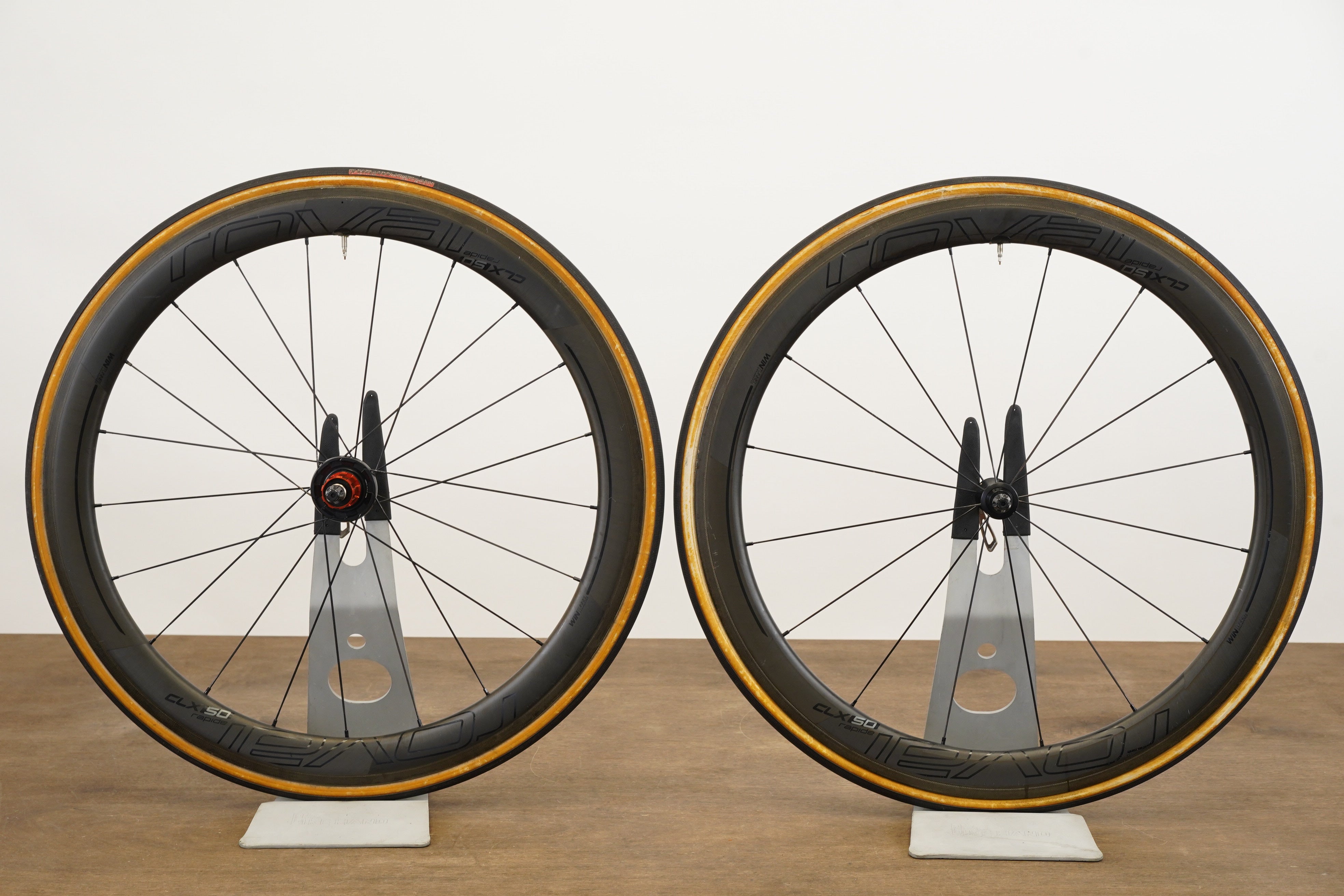 Roval CLX 50 フロント　リムブレーキ　リム破損 Damaged* Roval CLX 50 Carbon Tubeless Rim Brake Wheelset Shimano