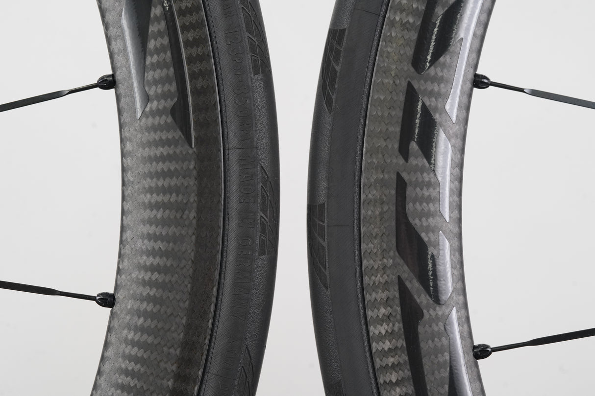 Mavic Cosmic Carbone 40 Carbon Clincher Rim Brake Wheelset 11 Speed