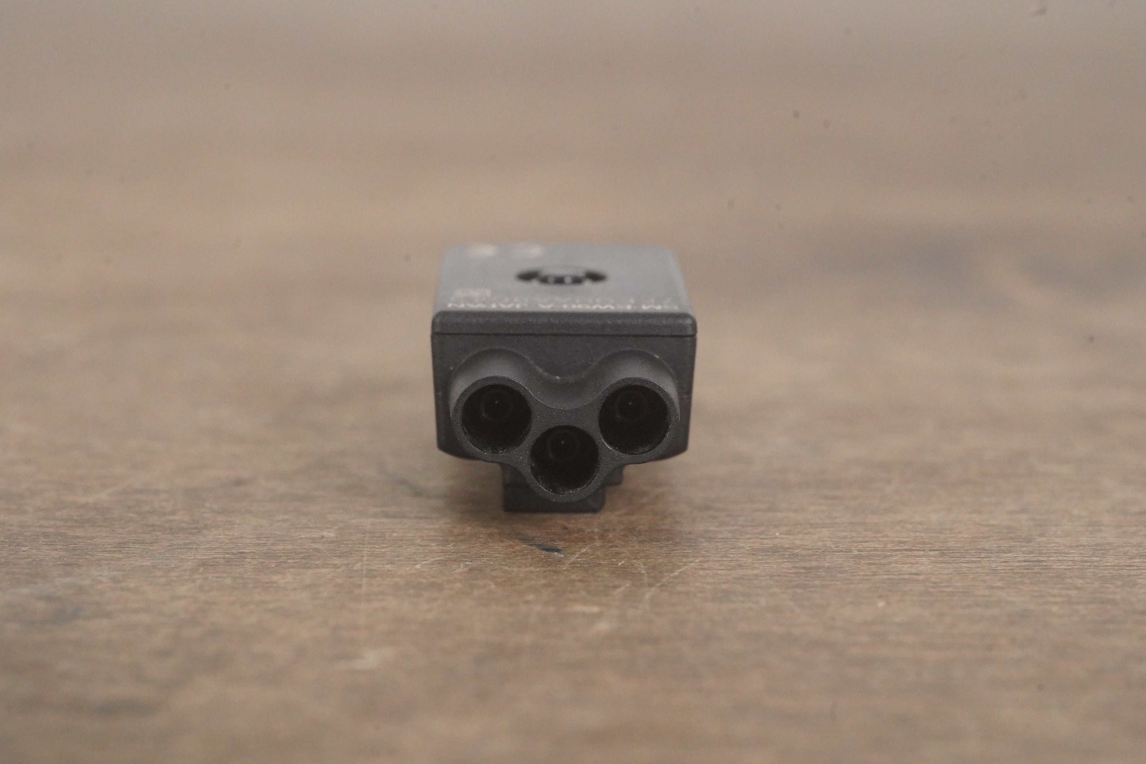 シマノ SM－EW90A 3P Shimano SM-EW90-A Di2 E-Tube 3-Port Under Stem Junction Box
