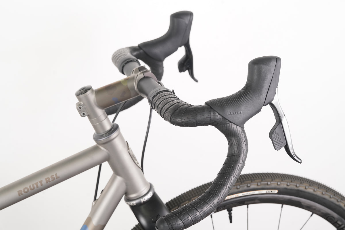 NEW 52cm Moots Routt RSL Force AXS Chris King R45 Titanium Gravel Disc Bike