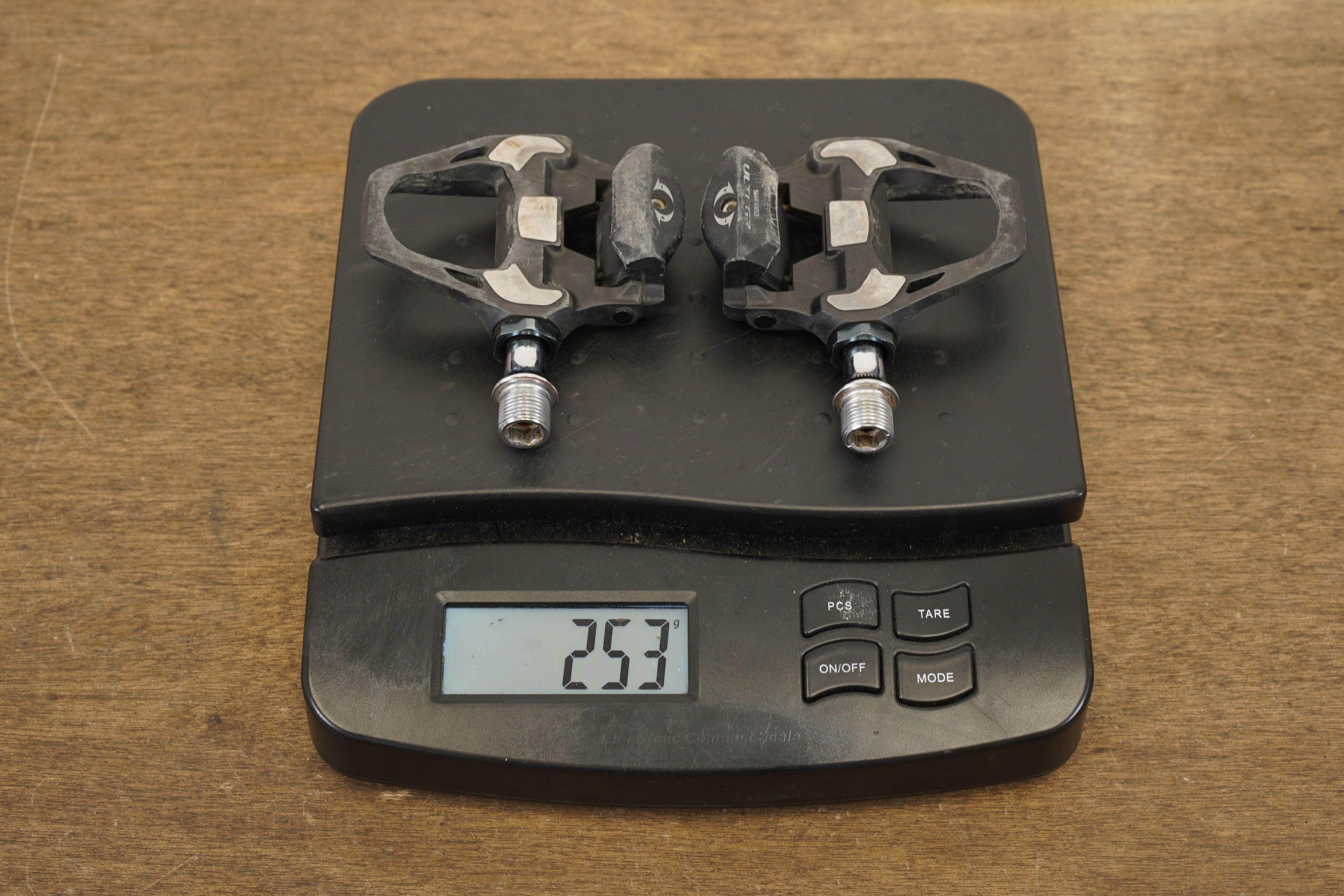 Shimano Ultegra PD-R8000 SPD-SL Carbon Clipless Road Pedals 253g