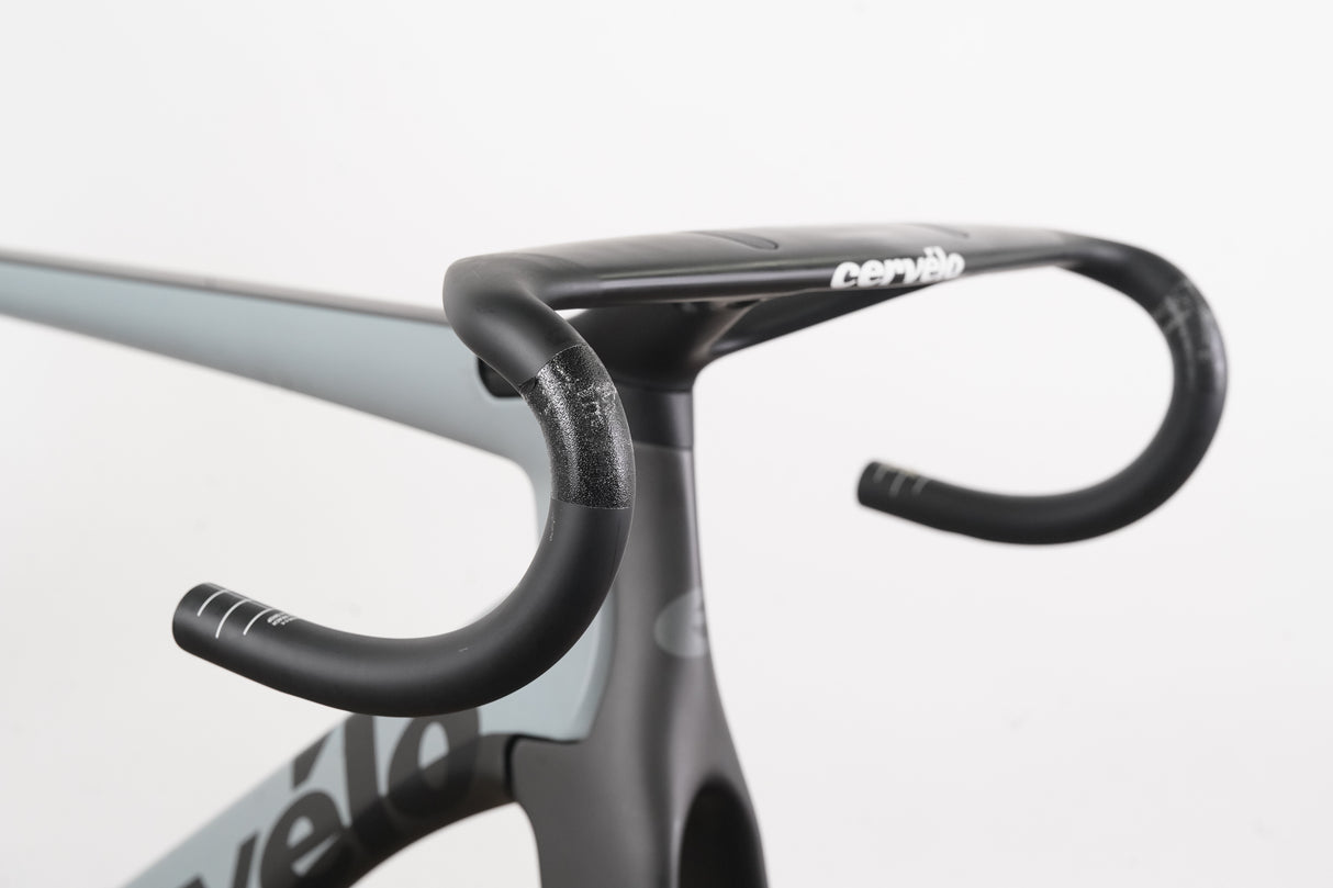 2021 56cm Cervelo S5 Carbon Aero Disc Brake Road Frameset + Cockpit