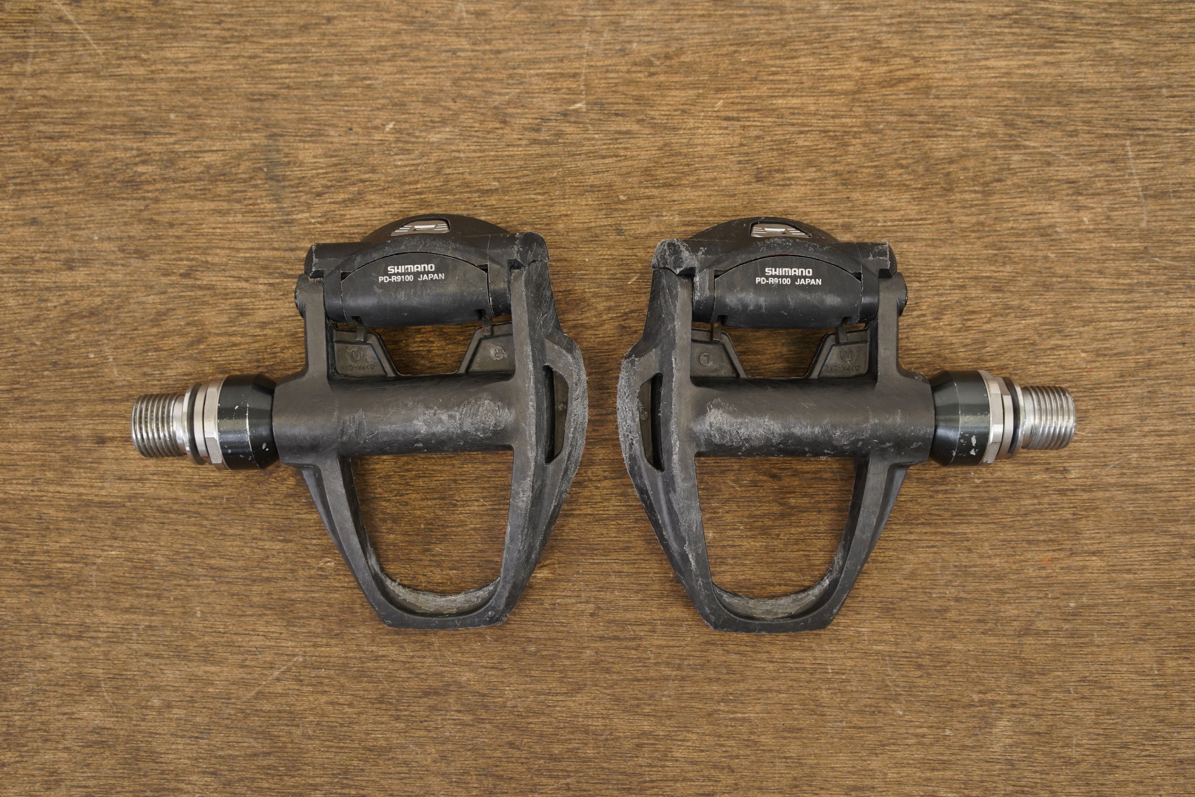 Shimano Dura-Ace PD-R9100 SPD-SL Carbon Clipless Road Bike Pedals