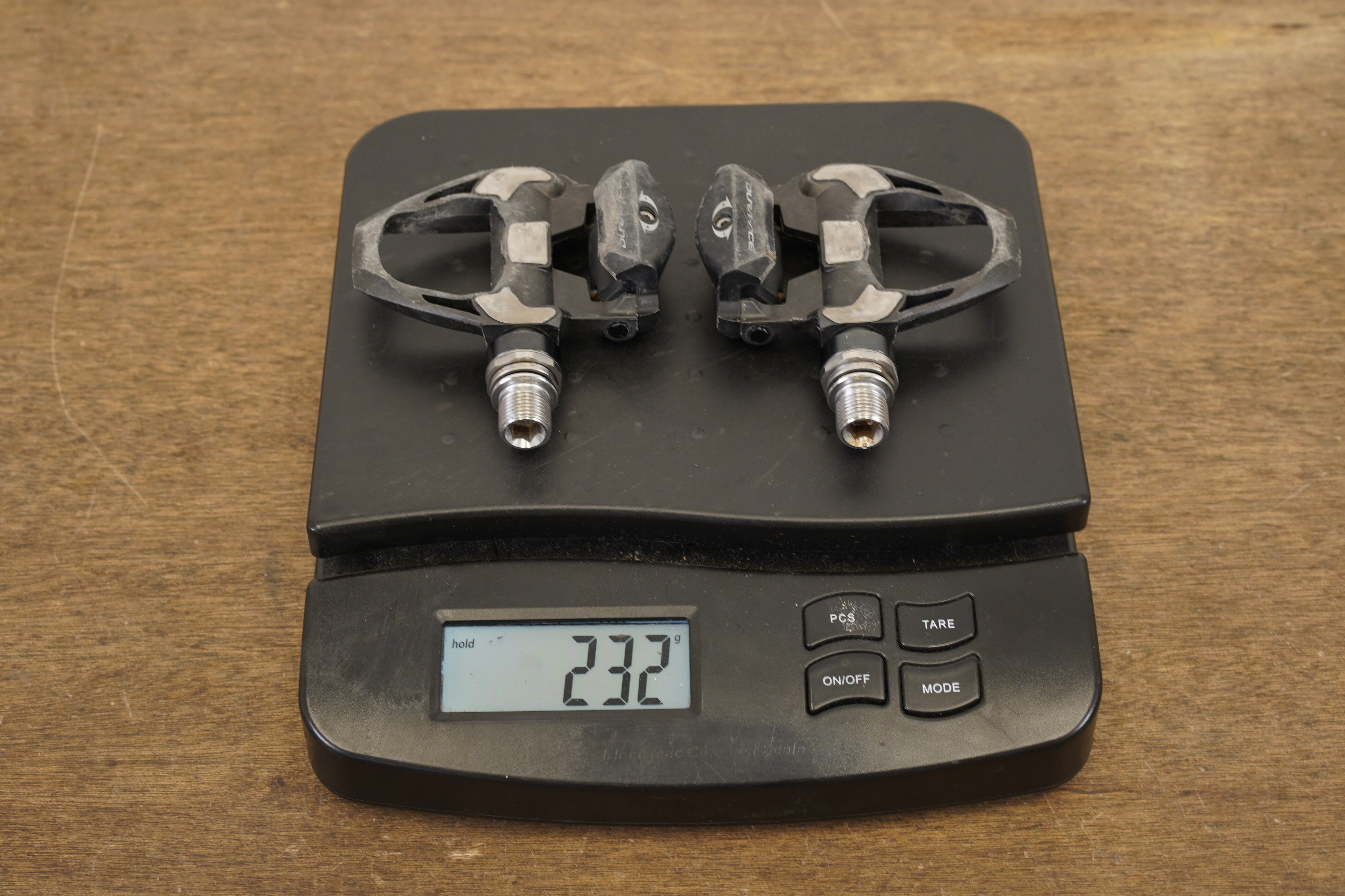 Shimano Dura-Ace PD-R9100 SPD-SL Carbon Clipless Road Bike Pedals