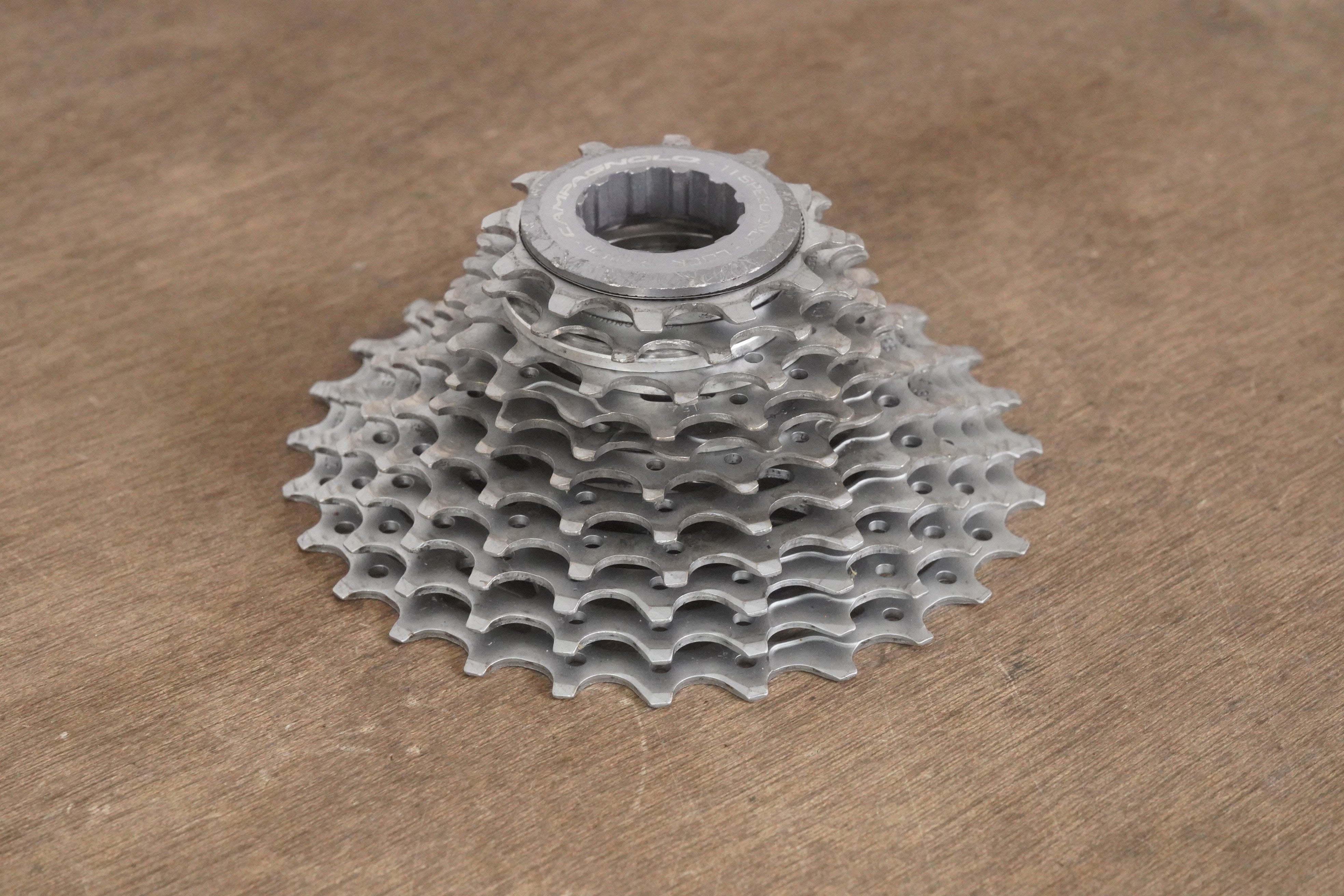Campagnolo SUPER RECORD 11S スプロケ 12-27T 12-27T Campagnolo 11 Speed Road Cassette 282g – Elevate Cycling