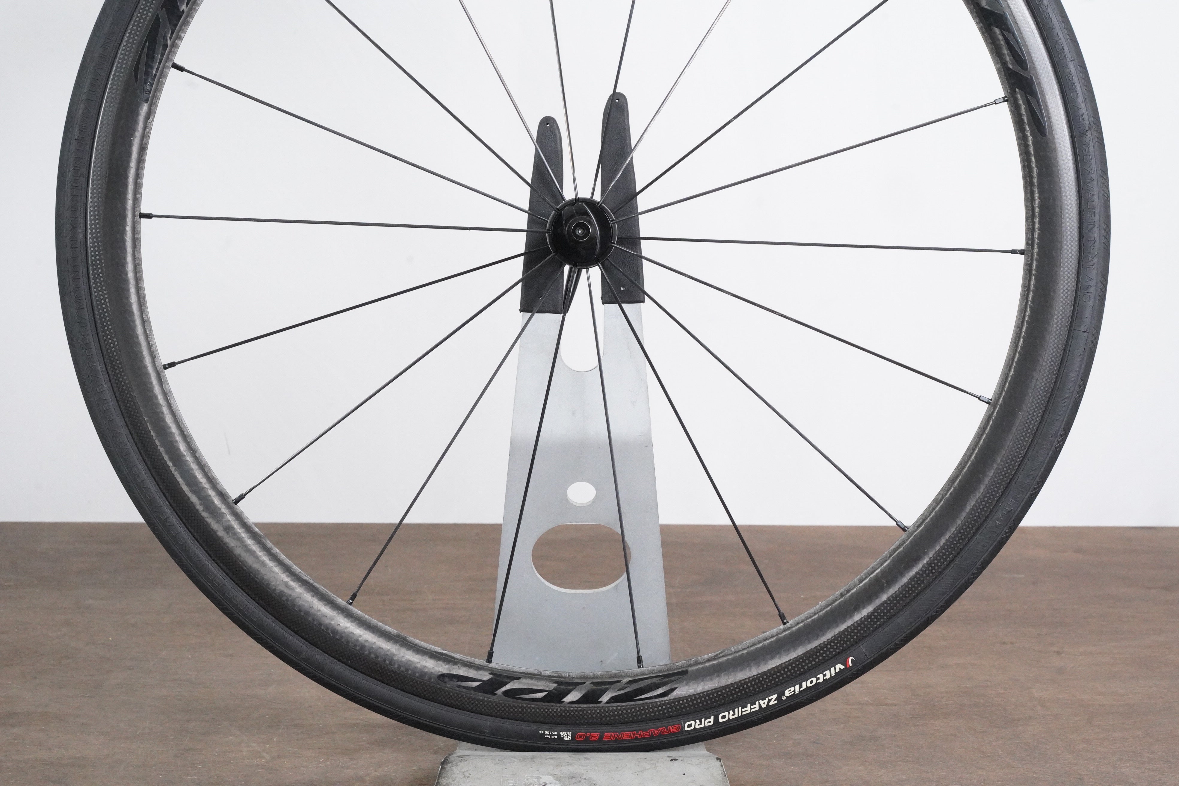 Zipp 202 Firecrest carbon clincher wheelset