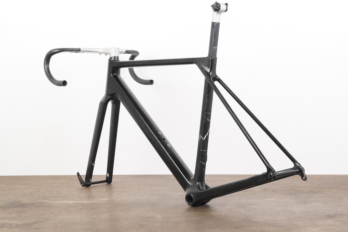 2024 M (Medium) Canyon Ultimate CF SLX Carbon Disc Road Frameset + Cockpit