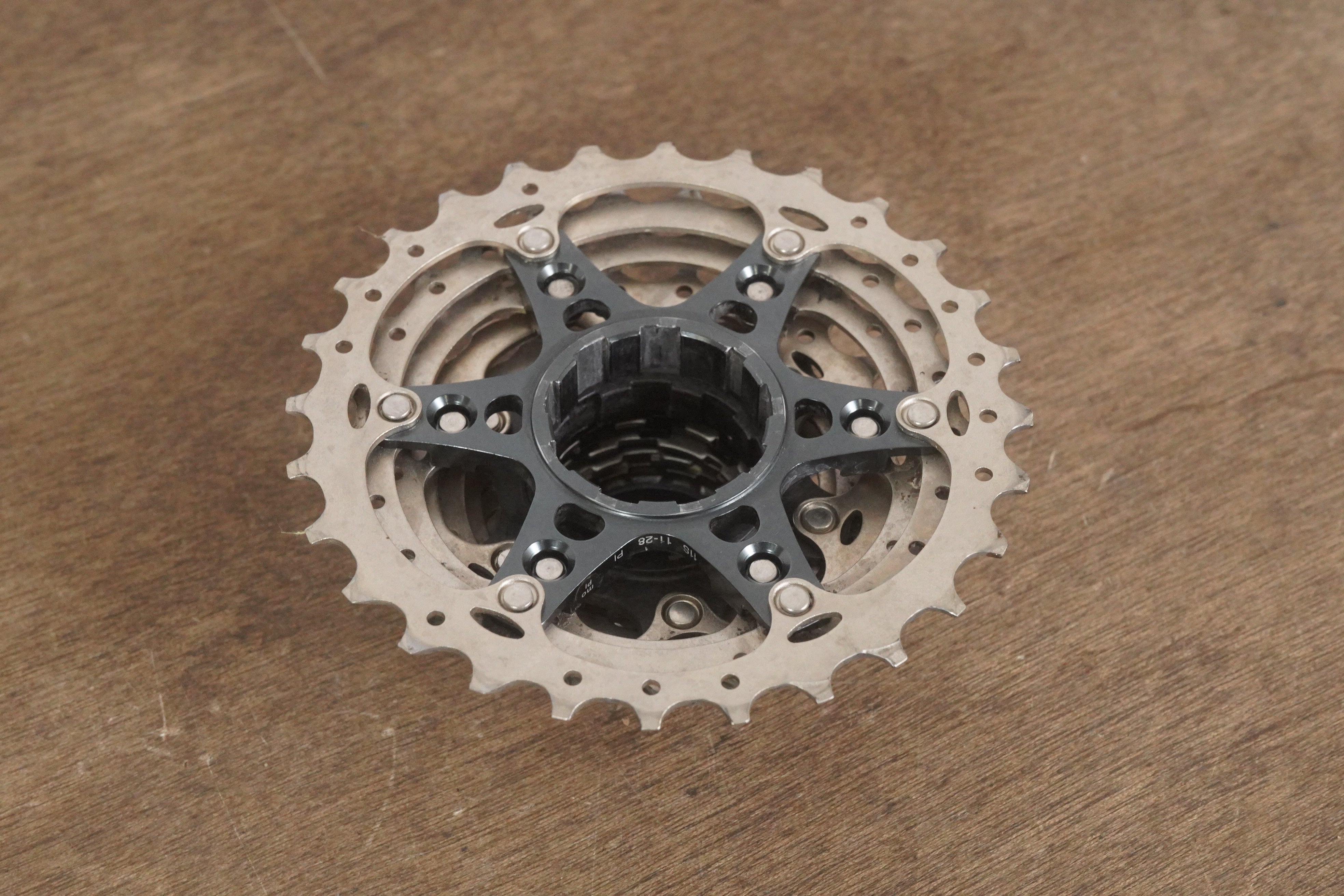 SHIMANO ULTEGRA CS-R8000 11速 11-28T 11-28T Shimano Ultegra CS-R8000 11 Speed Cassette 242g 8000