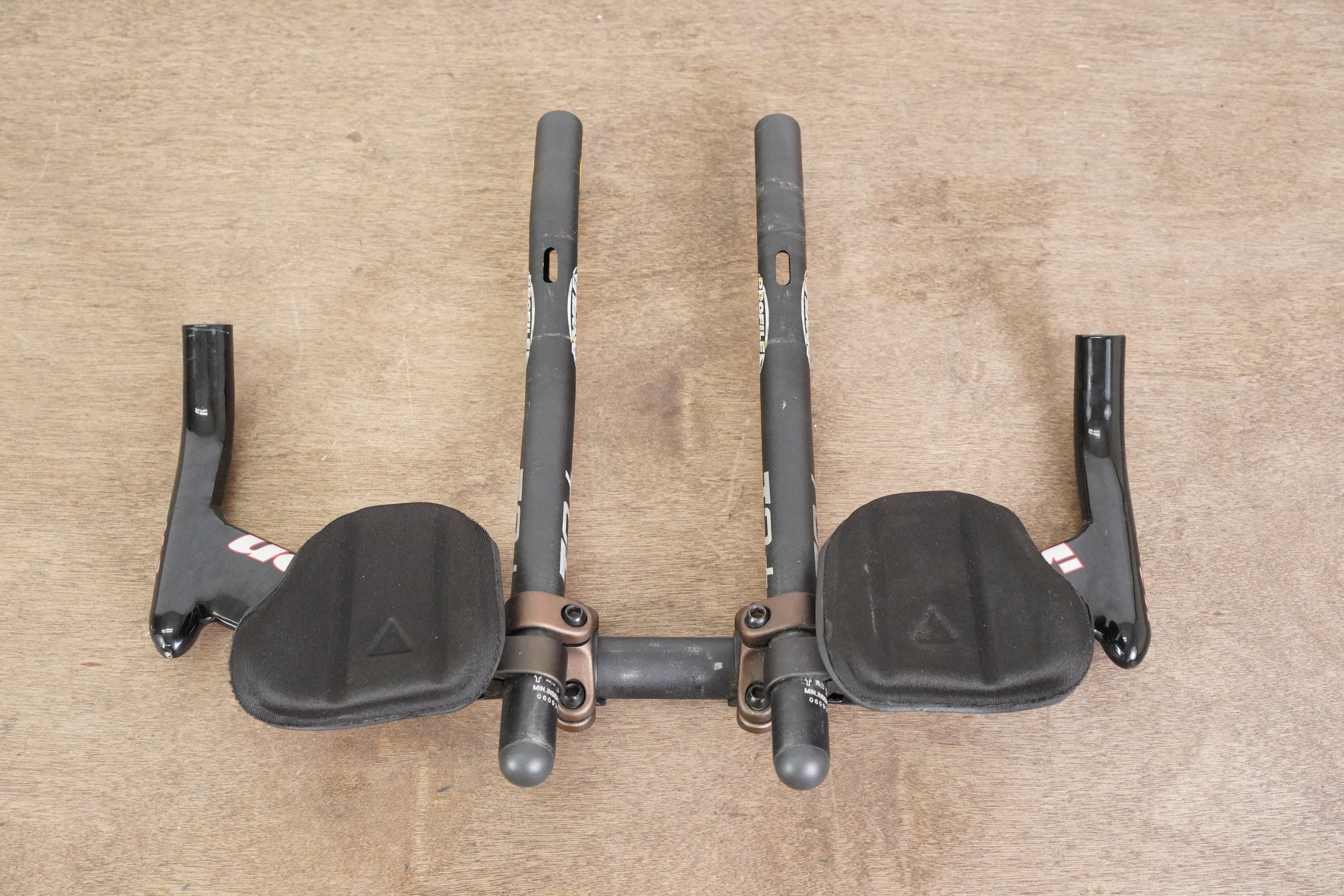 40cm Vision Alloy Aero TT Handlebar + Profile Design T2+ 40cm Vision Alloy Aero TT Handlebar + Profile Design T2+
