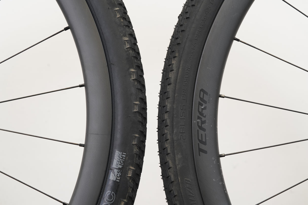 Roval Terra CL Carbon Tubeless Clincher Disc Brake Wheelset Shimano/SRAM 11 Speed