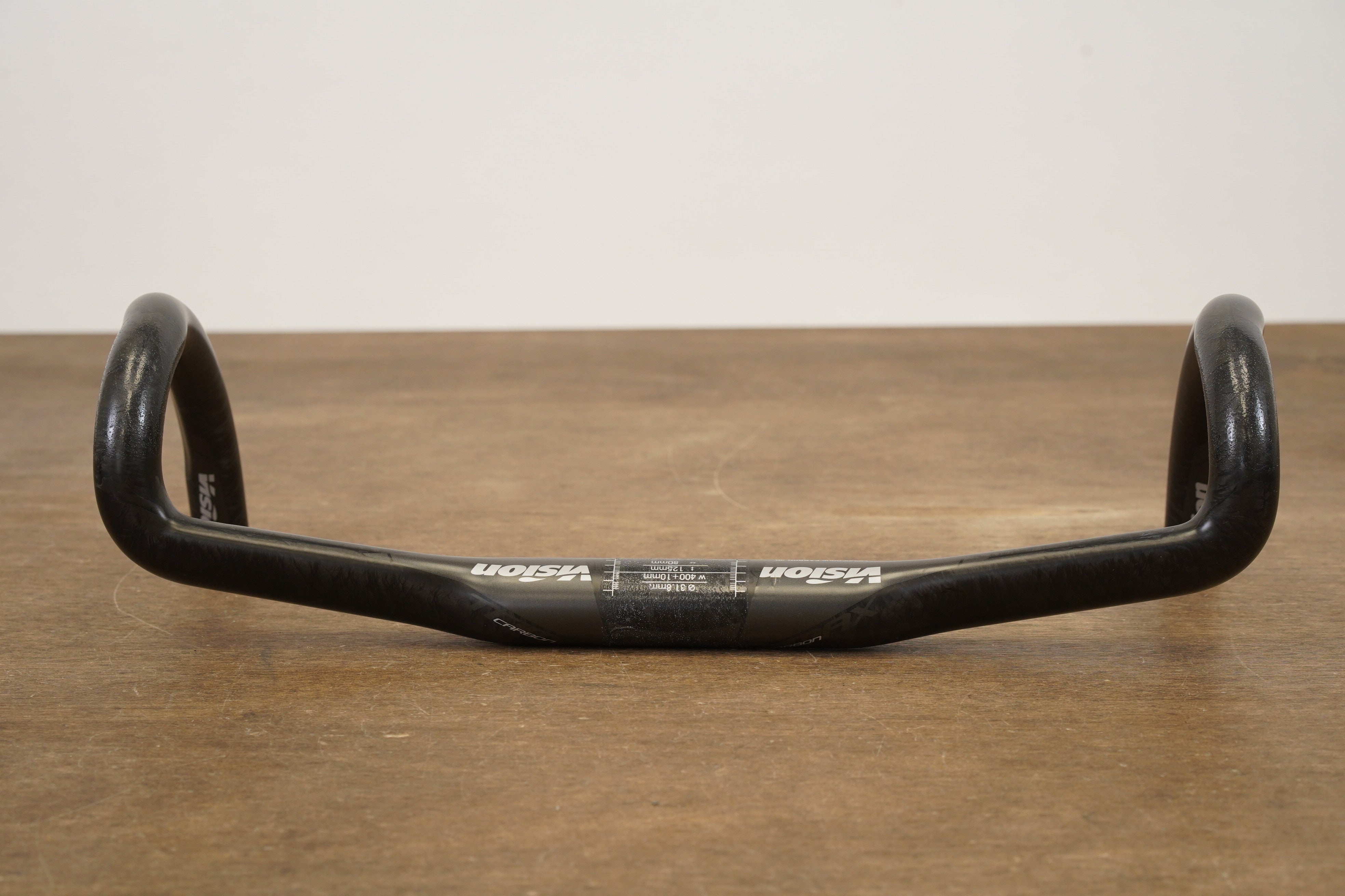 40cm Vision Trimax Carbon Aero Compact Handlebar 31.8mm – Elevate