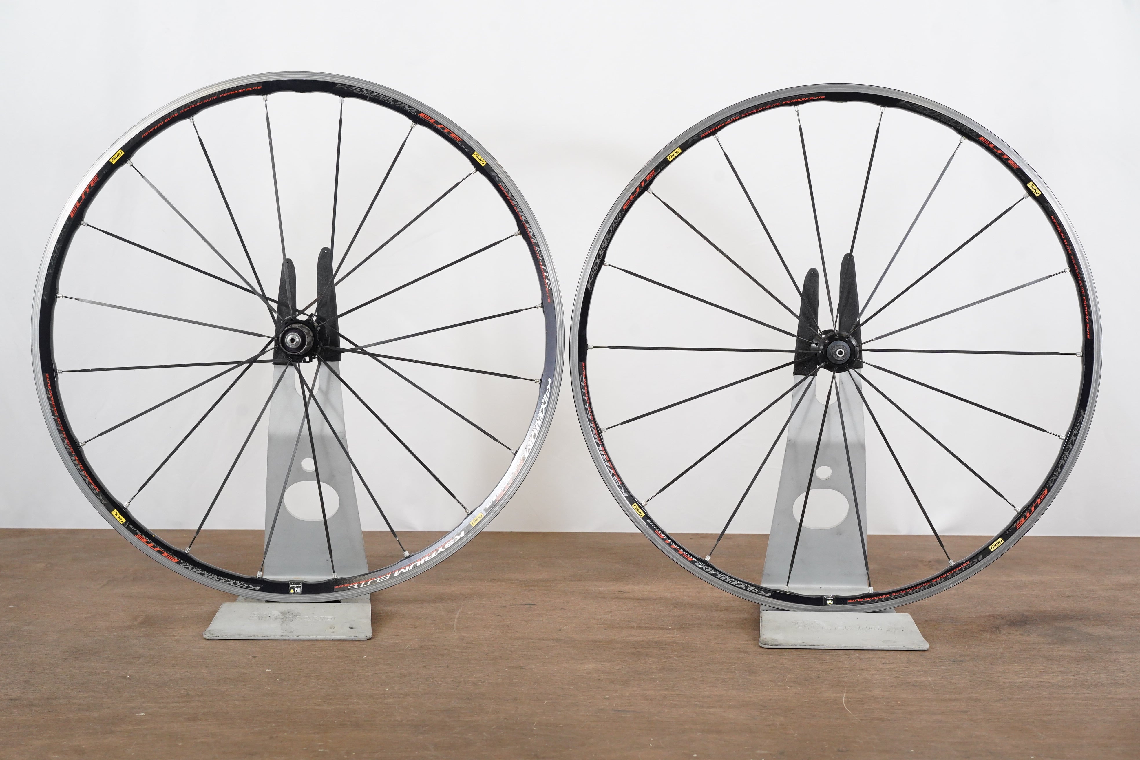 MAVIC KSYRIUM AKSIUM ELITE700C 前後輪セット（KSYRIUM ELITE】700 