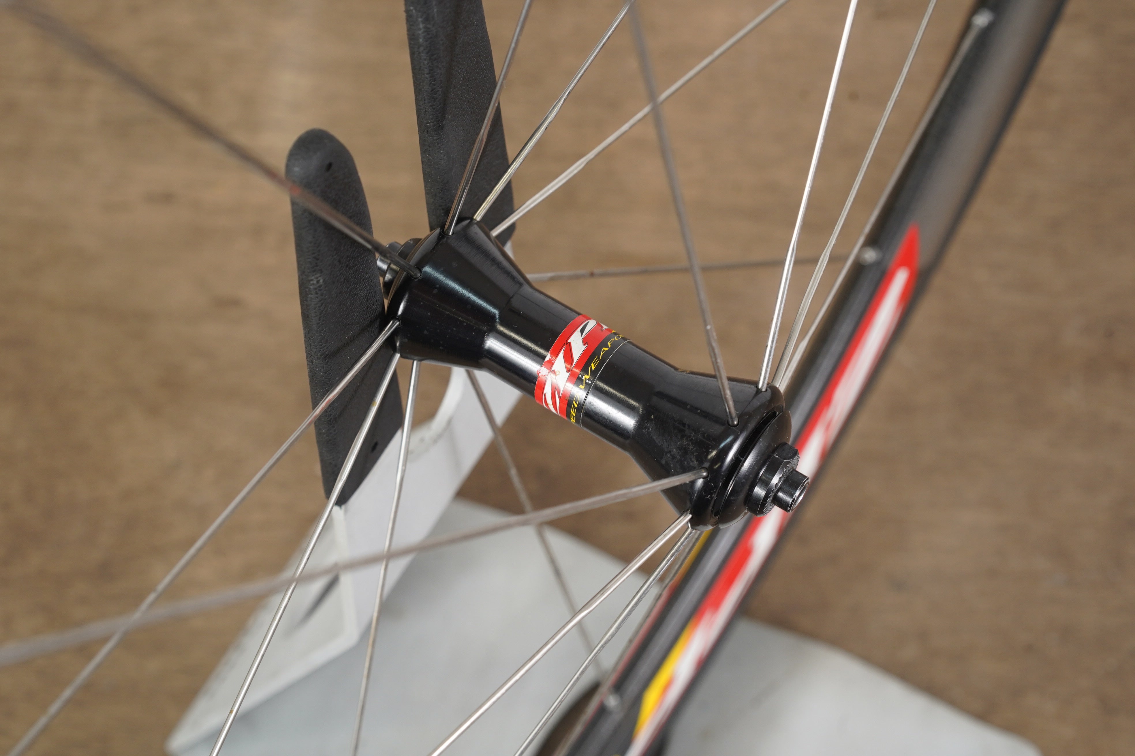 FRONT Zipp 404 282/102 Carbon Tubular Rim Brake Road Wheel