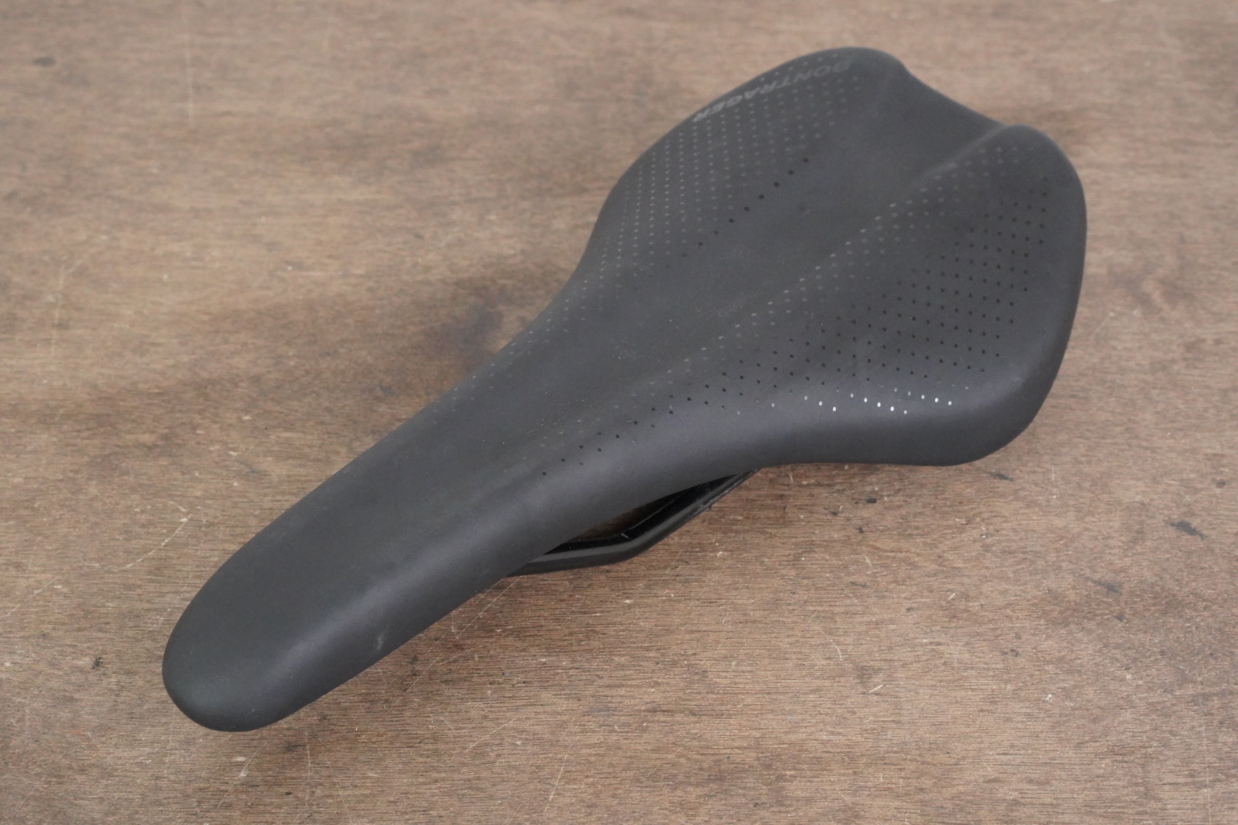 Bontrager Arvada saddle ② 138mm Bontrager Arvada Comp Cr-Mo Rail Road Saddle 294g