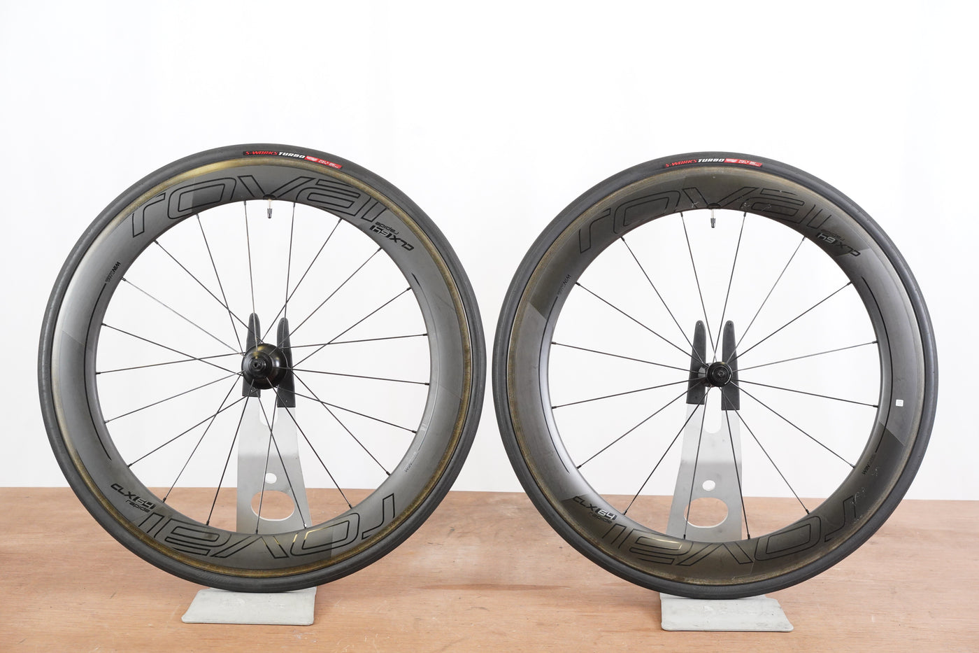 Roval CLX 64 Carbon Rim Brake Tubeless Clincher Wheelset Shimano/SRAM 11 Speed
