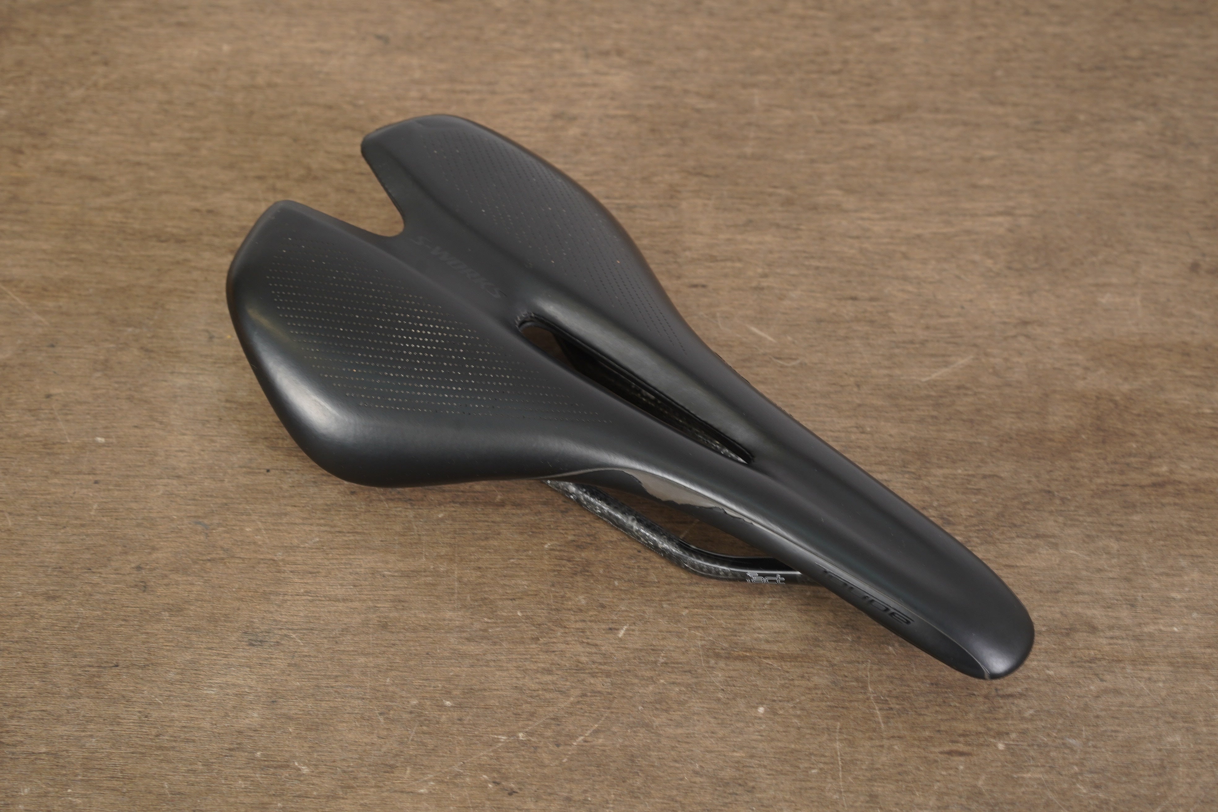 SPECIALIZED S-WORKS TOUPE 143mm カーボン サドル 【公式通販】