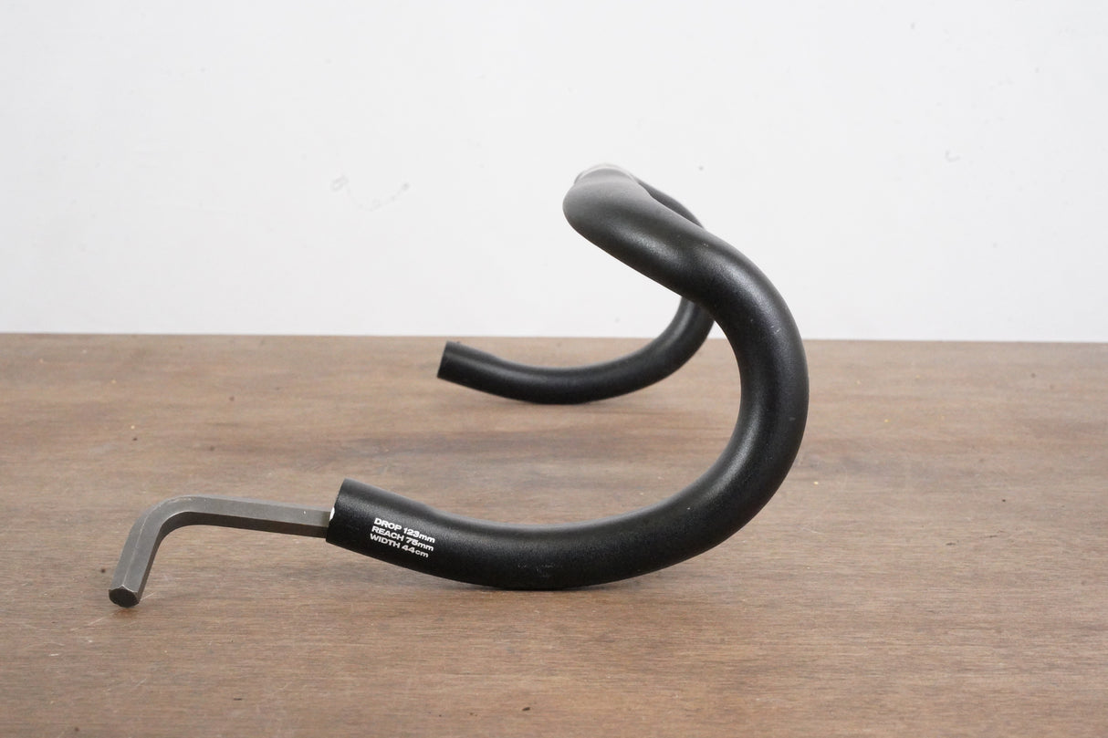 44cm Specialized Shallow Bend Alloy Compact Road Handlebar 31.8mm