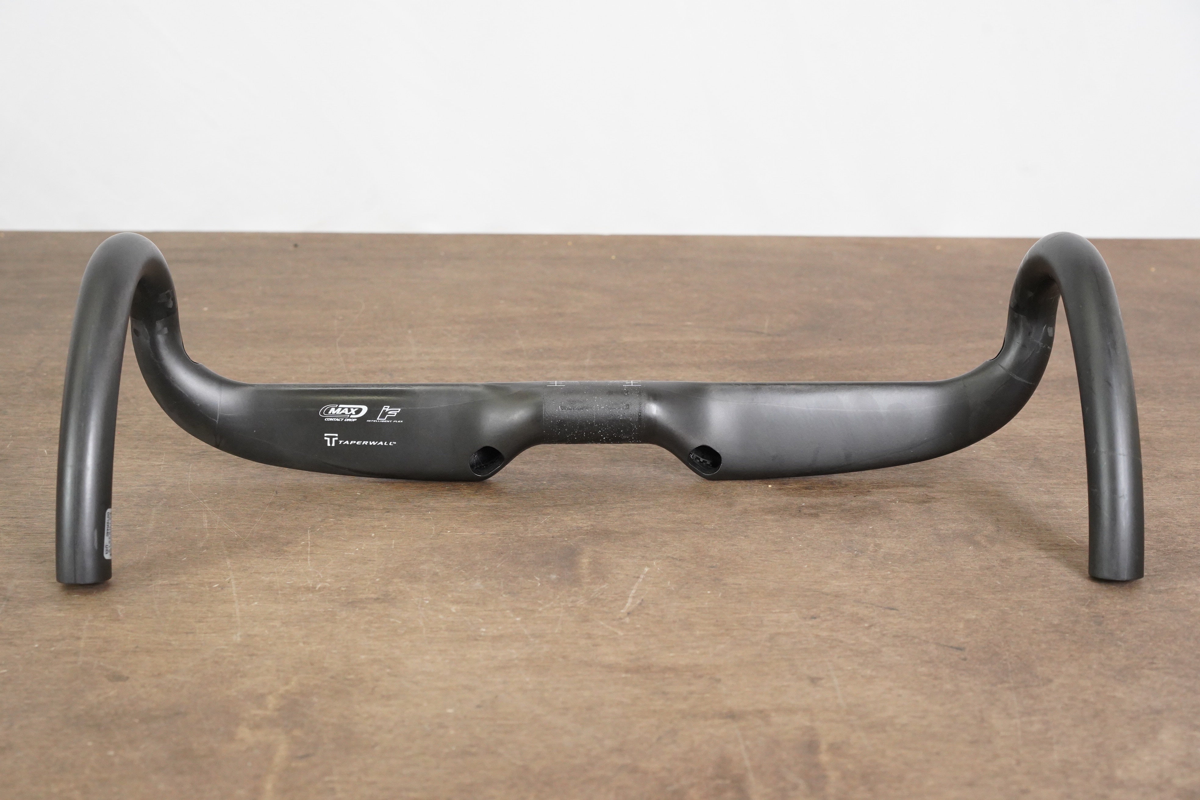 44cm Easton EC70 Aero Carbon Compact Road Handlebar 31.8mm EC 70